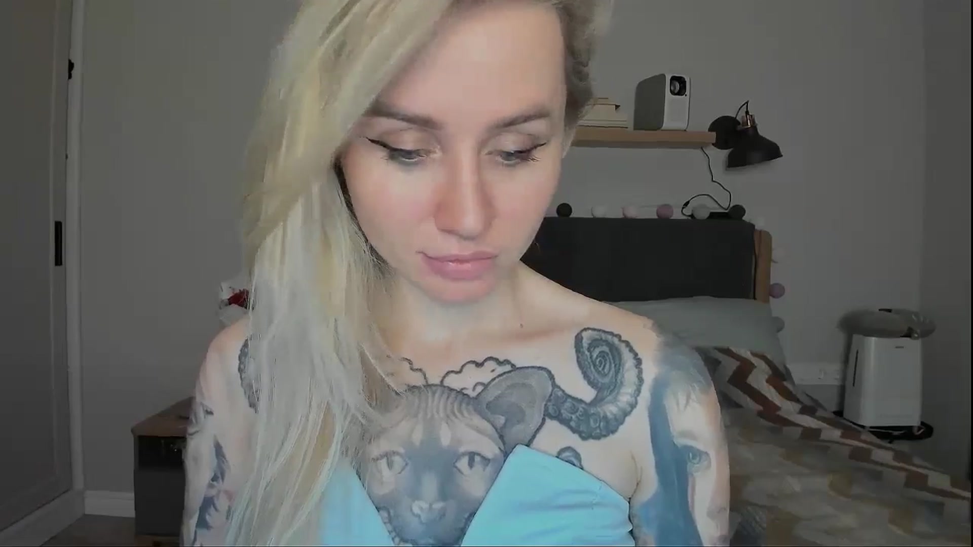 Gallery image thumbnail from Alexa_Smithhh's myfreecams stream on, 10/31/2024, 20:04 image 14 of 20