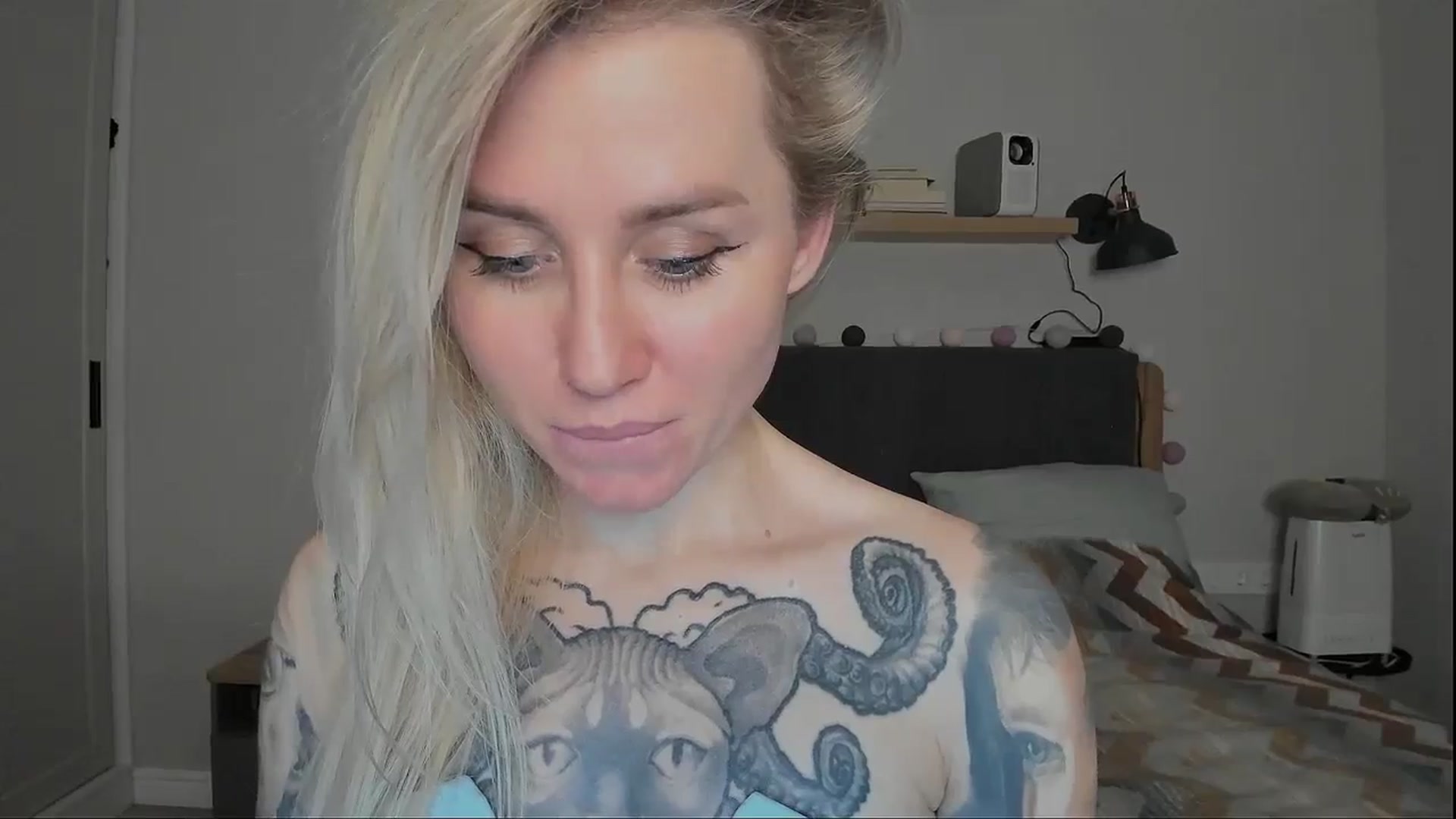 Gallery image thumbnail from Alexa_Smithhh's myfreecams stream on, 10/31/2024, 20:49 image 14 of 20