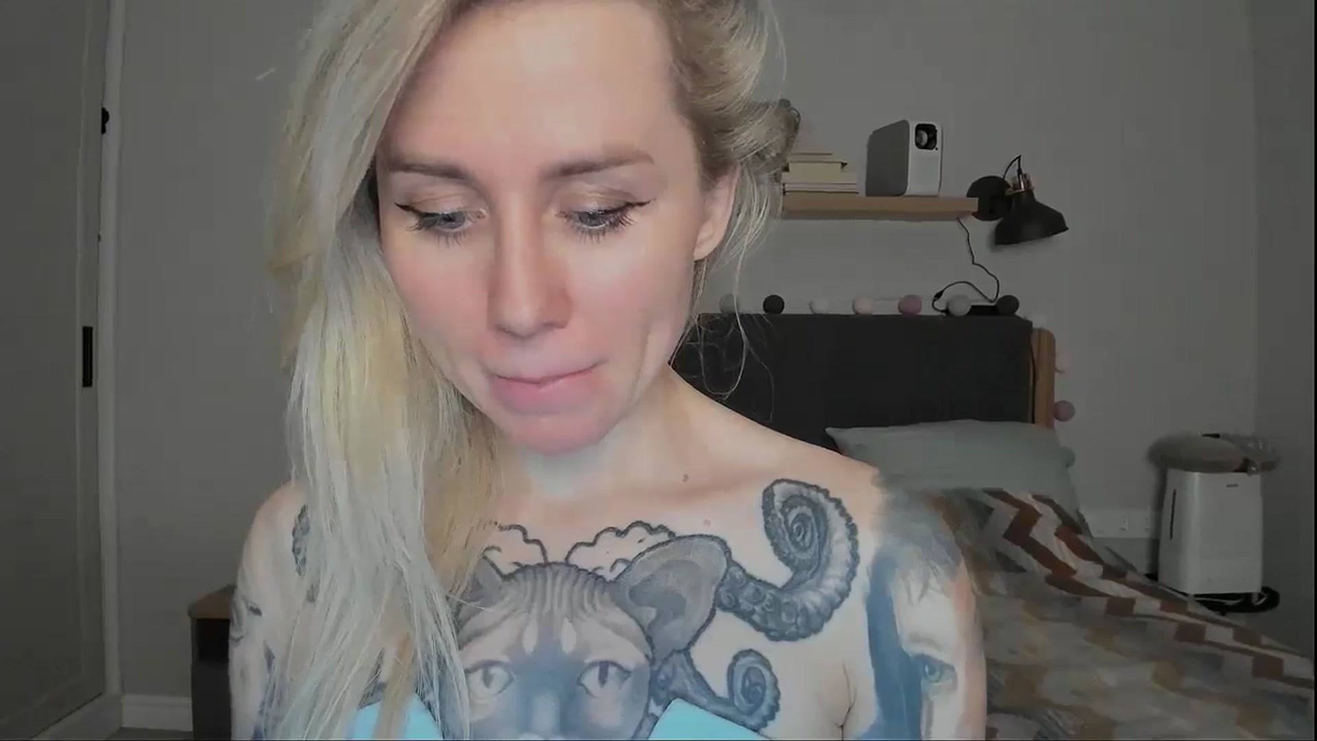 Gallery image thumbnail from Alexa_Smithhh's myfreecams stream on, 10/31/2024, 20:49 image 10 of 20