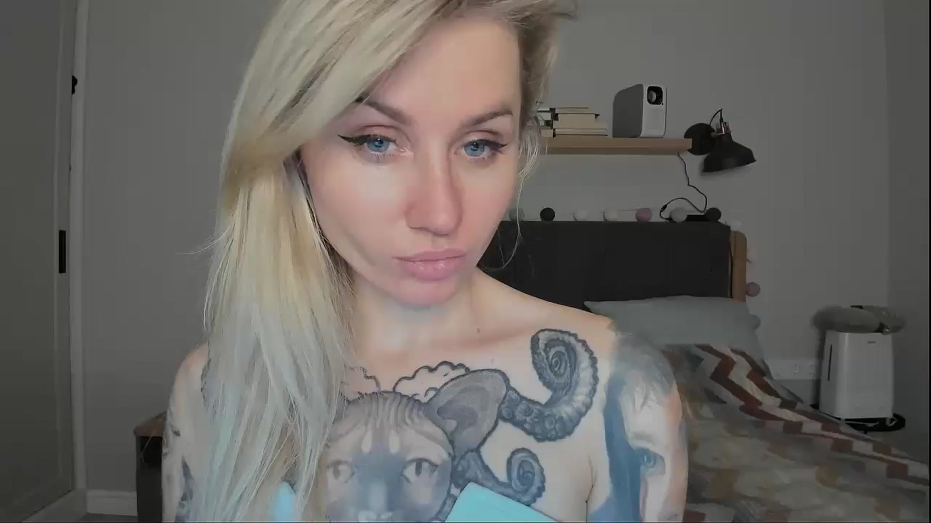 Gallery image thumbnail from Alexa_Smithhh's myfreecams stream on, 10/31/2024, 20:49 image 8 of 20