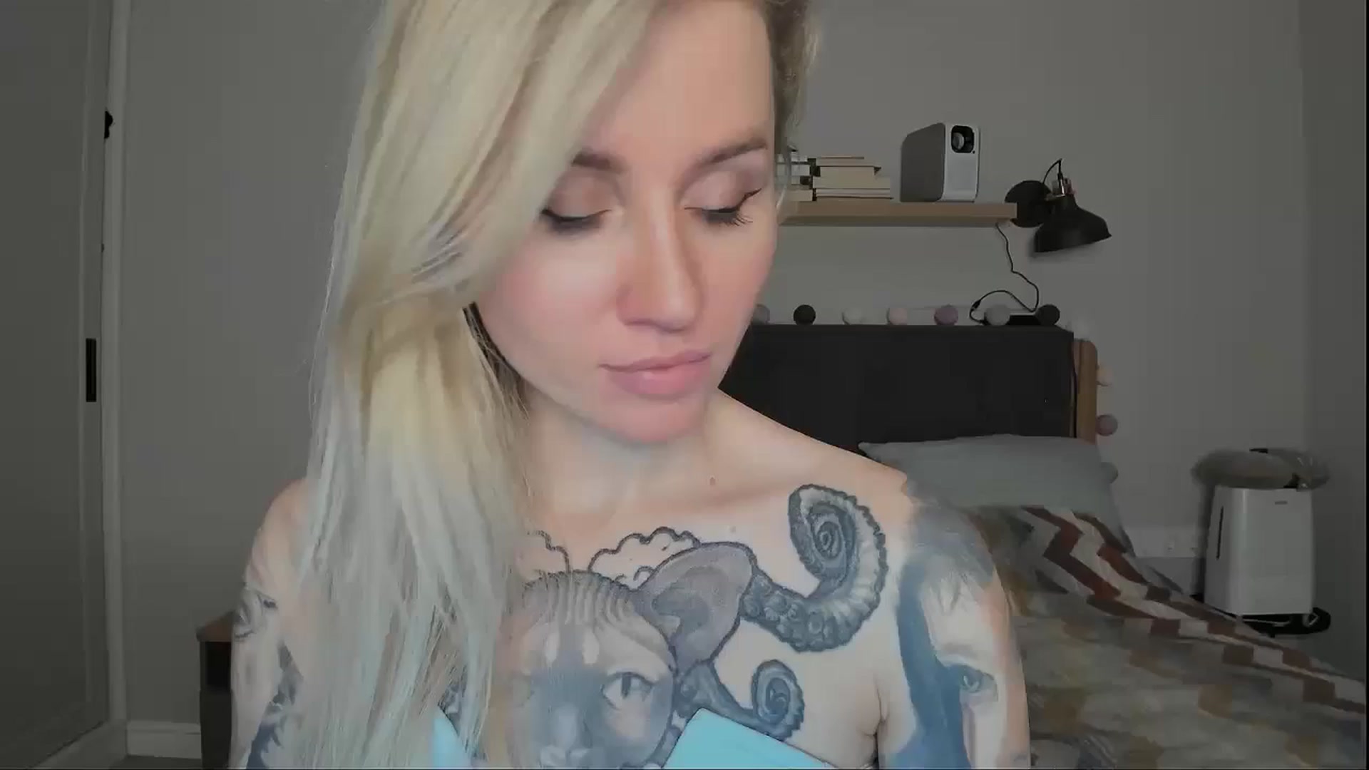 Gallery image thumbnail from Alexa_Smithhh's myfreecams stream on, 10/31/2024, 20:49 image 6 of 20