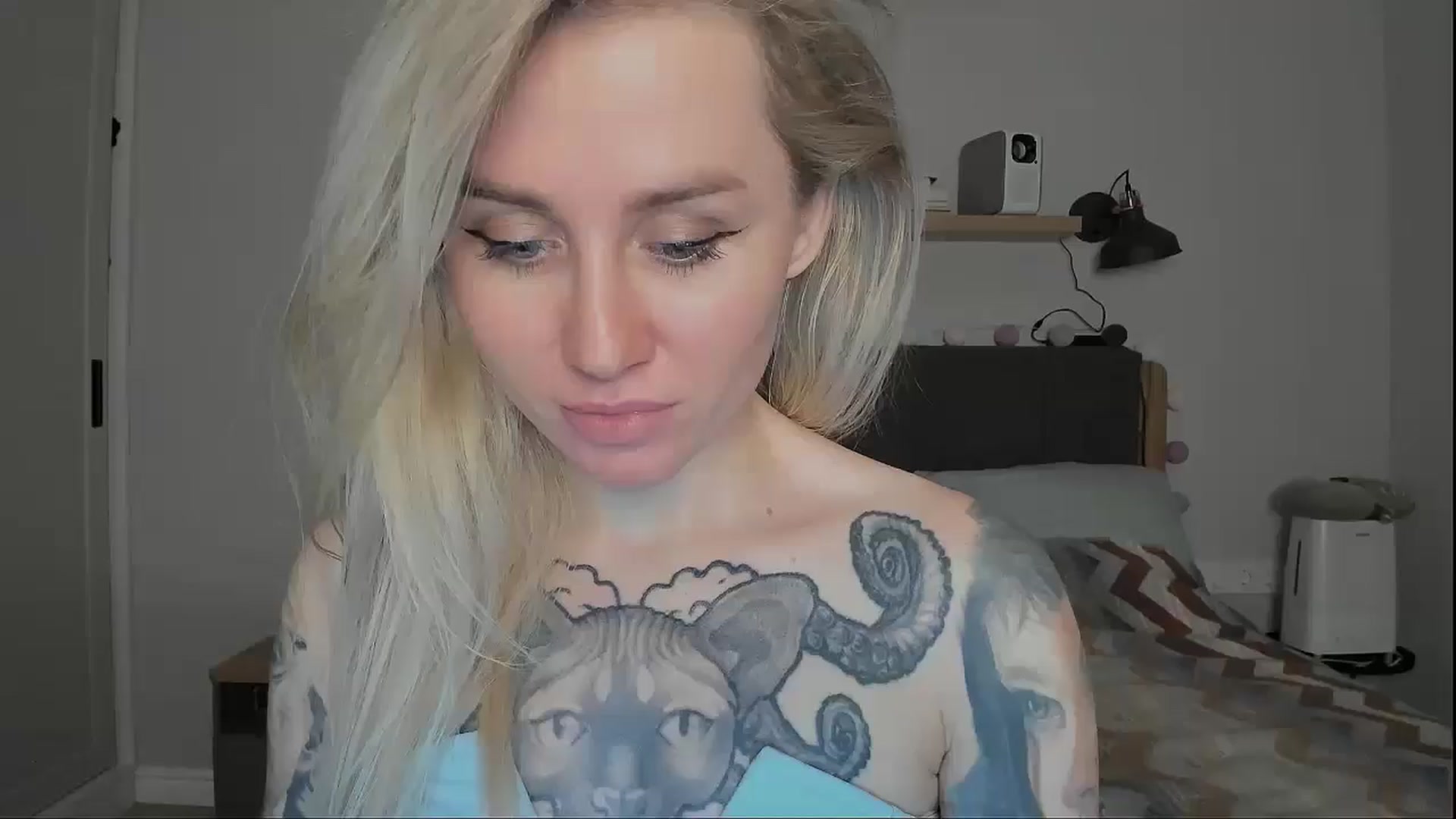 Gallery image thumbnail from Alexa_Smithhh's myfreecams stream on, 10/31/2024, 20:49 image 3 of 20