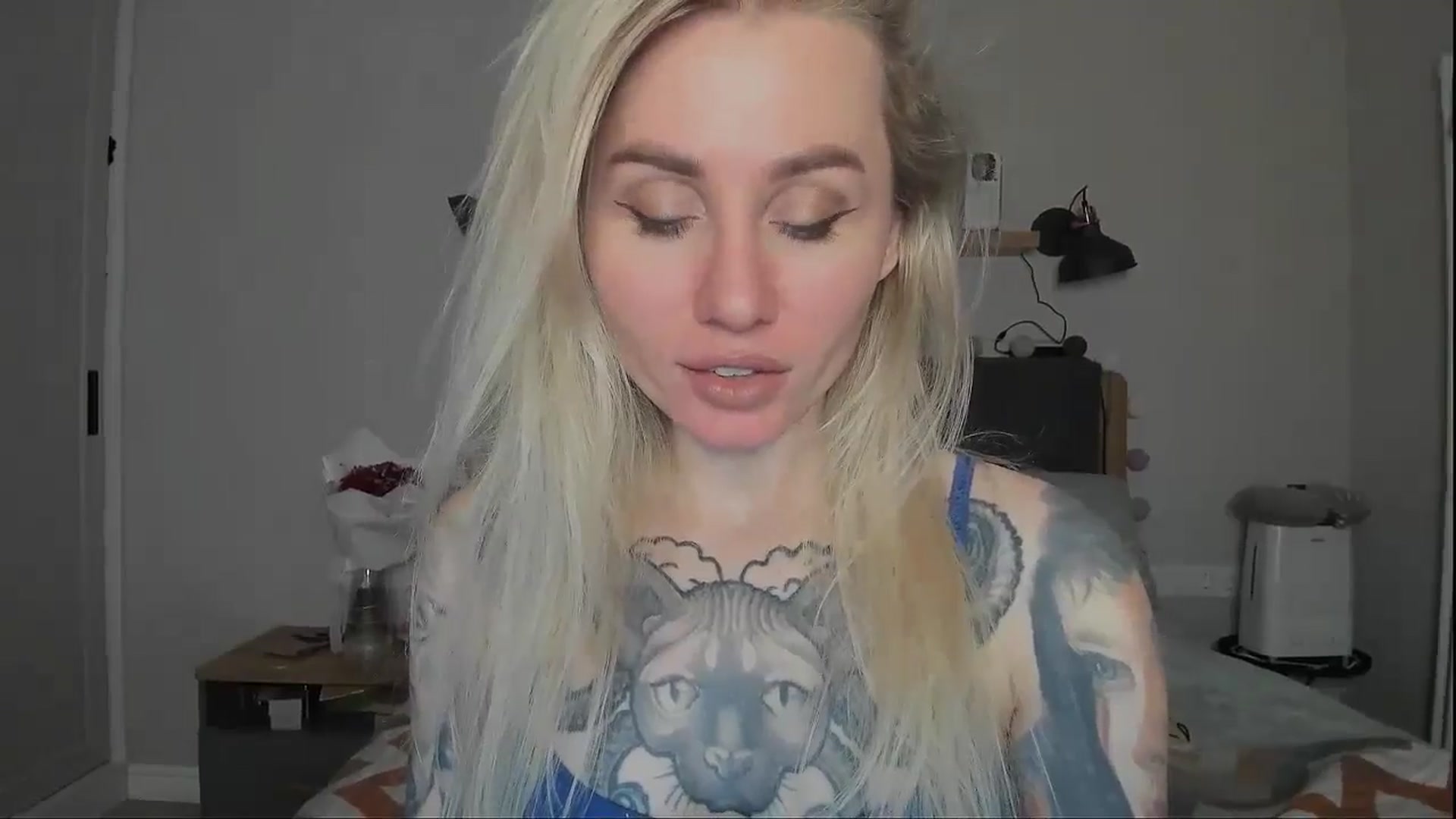 Gallery image thumbnail from Alexa_Smithhh's myfreecams stream on, 11/01/2024, 18:25 image 2 of 20