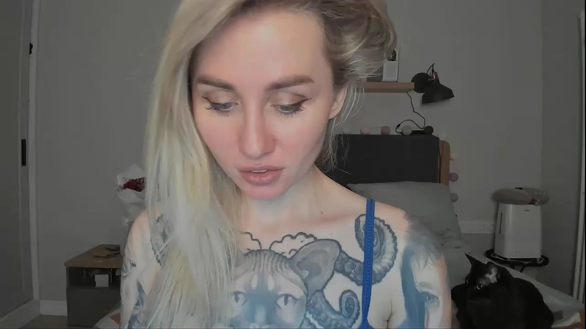 Gallery image thumbnail from Alexa_Smithhh's myfreecams stream on, 11/01/2024, 19:29 image 12 of 20