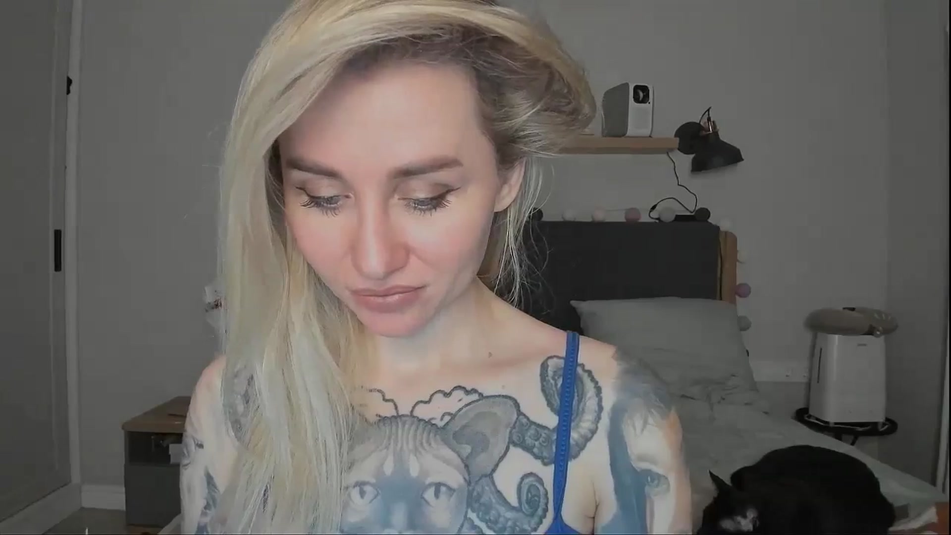 Gallery image thumbnail from Alexa_Smithhh's myfreecams stream on, 11/01/2024, 19:29 image 15 of 20