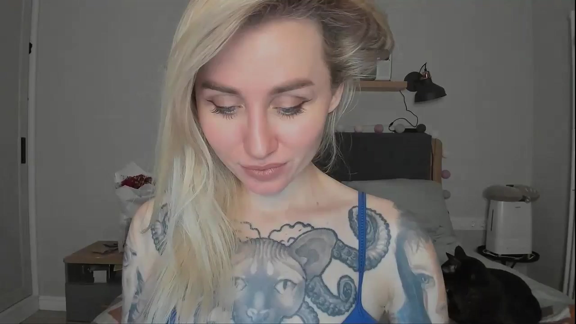 Gallery image thumbnail from Alexa_Smithhh's myfreecams stream on, 11/01/2024, 19:29 image 13 of 20