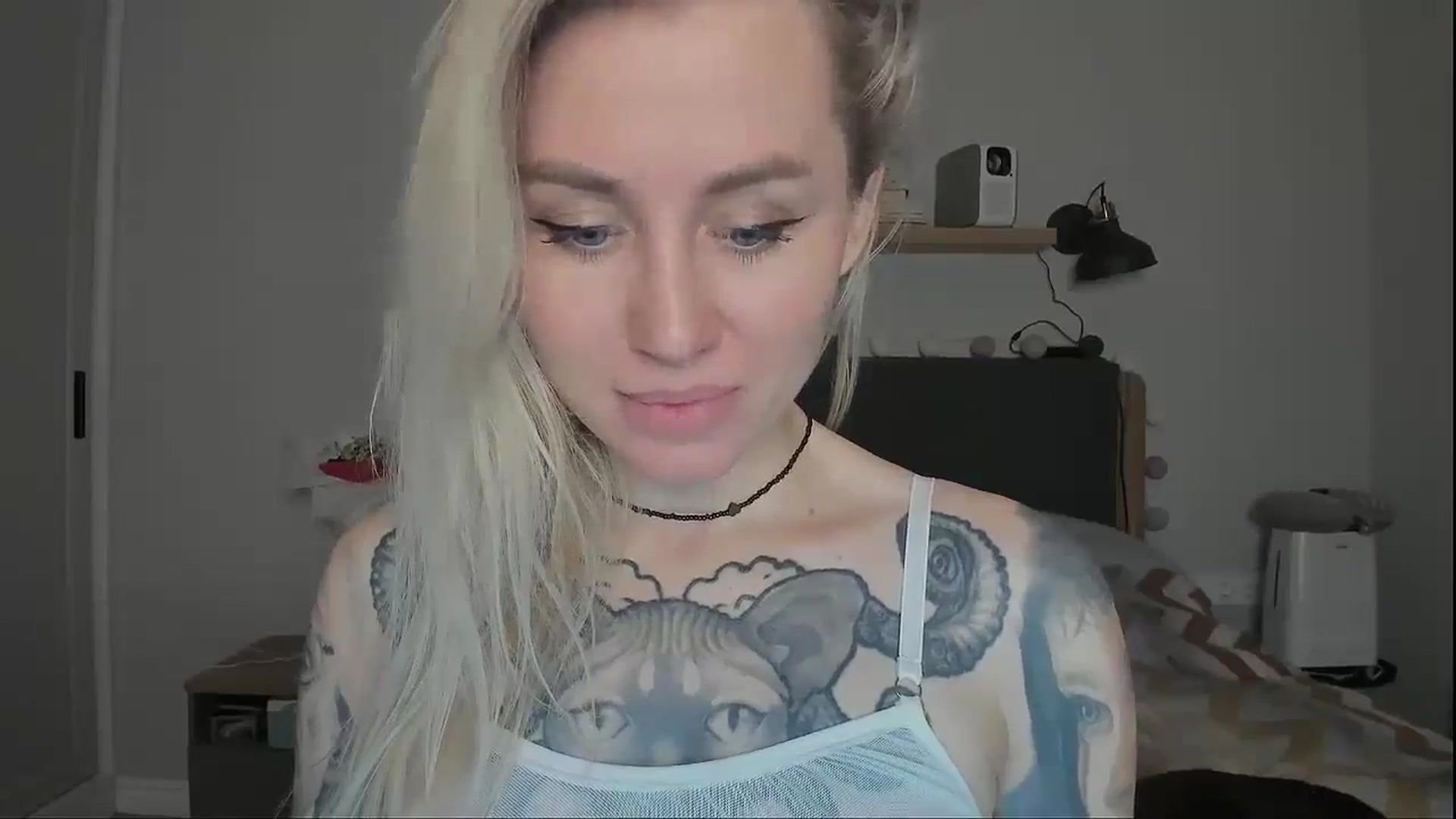 Gallery image thumbnail from Alexa_Smithhh's myfreecams stream on, 11/11/2024, 19:45 image 3 of 20