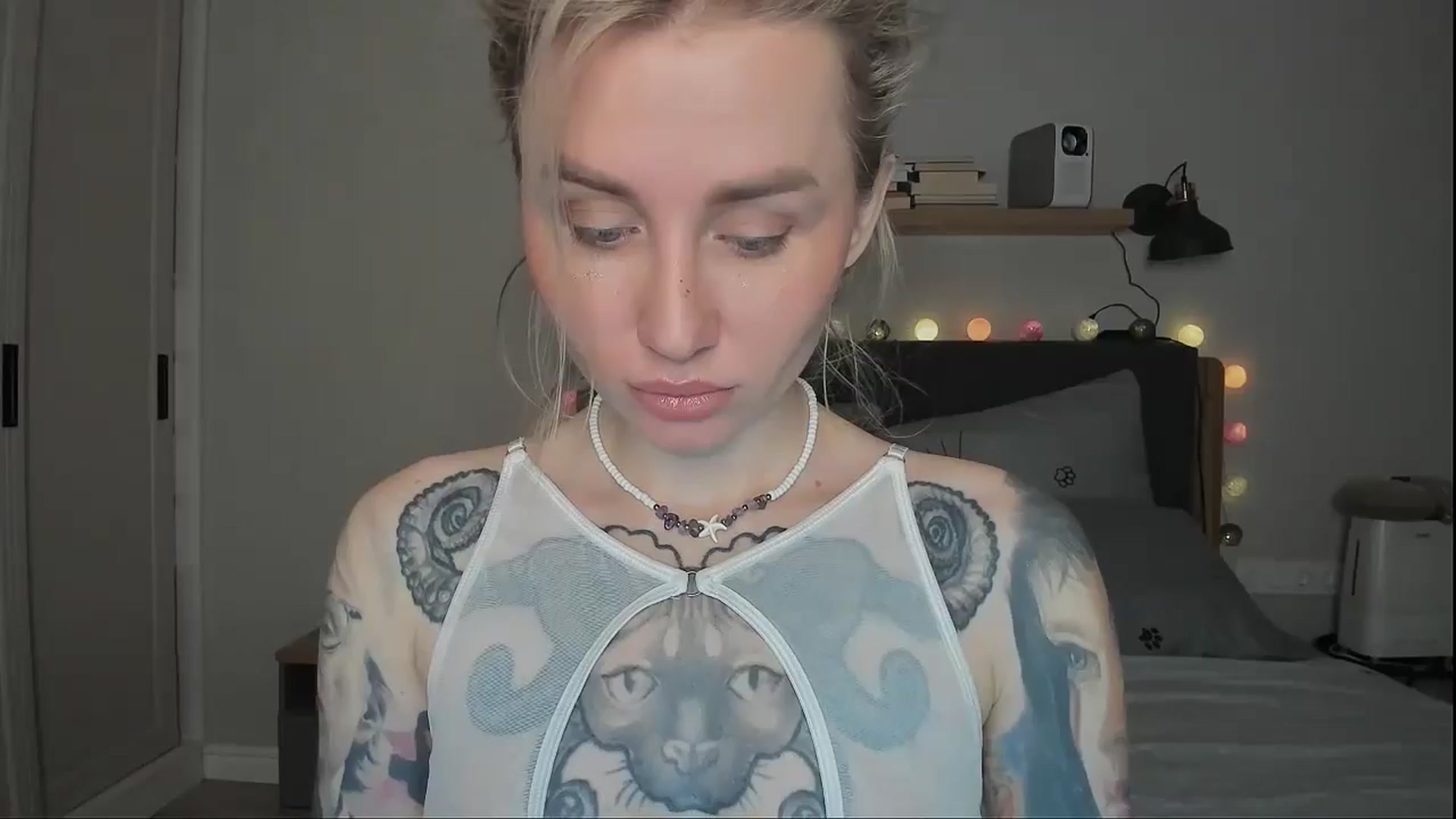 Gallery image thumbnail from Alexa_Smithhh's myfreecams stream on, 11/14/2024, 20:35 image 1 of 20