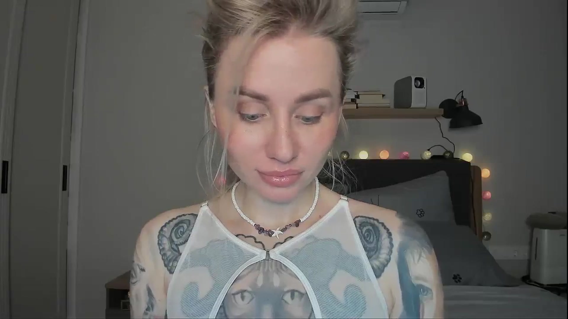 Gallery image thumbnail from Alexa_Smithhh's myfreecams stream on, 11/14/2024, 20:35 image 2 of 20
