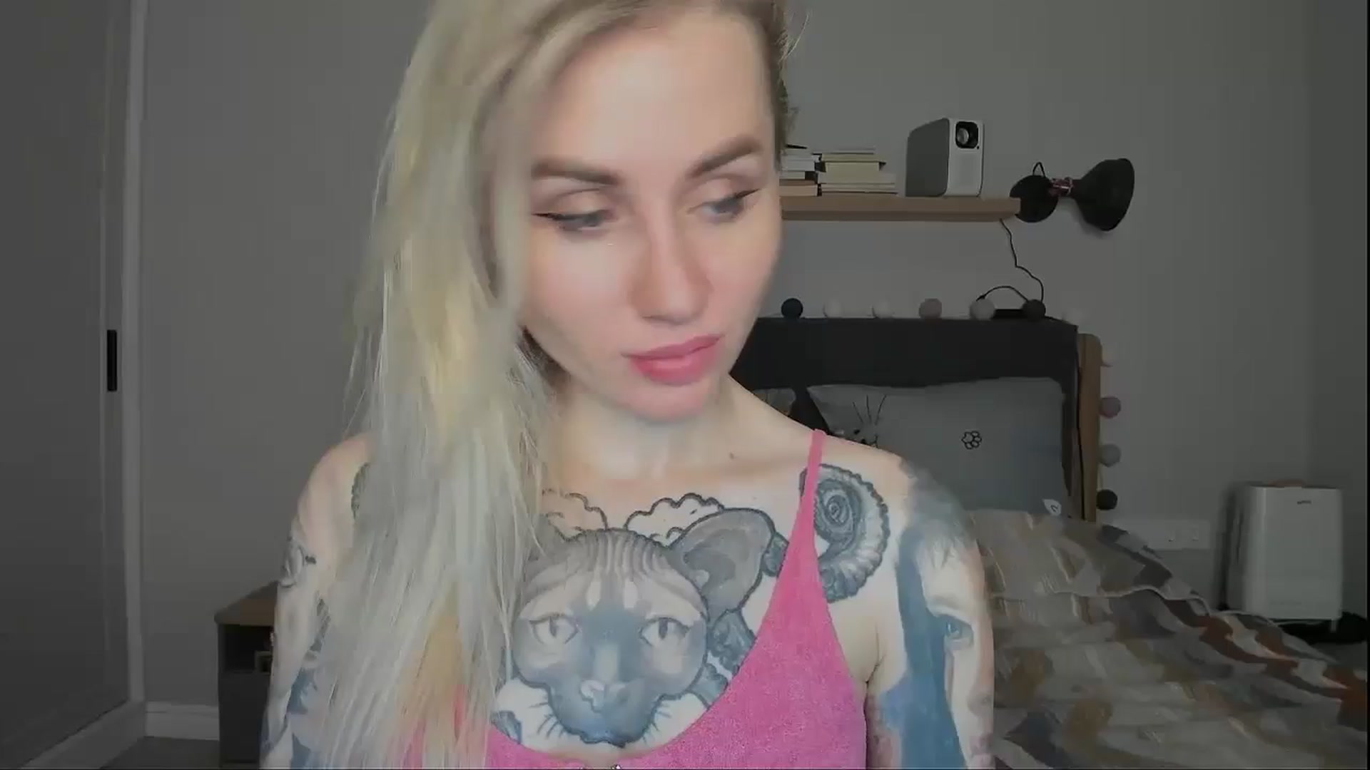 Gallery image thumbnail from Alexa_Smithhh's myfreecams stream on, 11/15/2024, 19:23 image 9 of 20