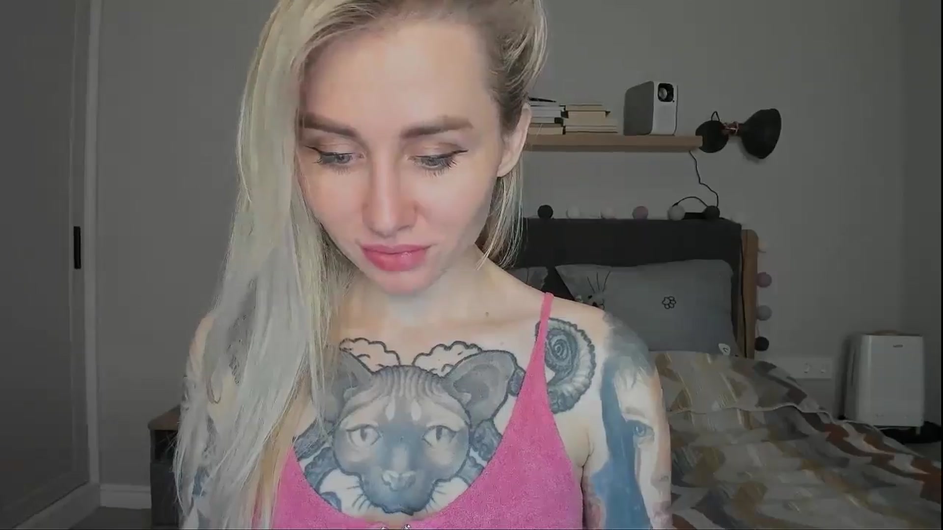 Gallery image thumbnail from Alexa_Smithhh's myfreecams stream on, 11/15/2024, 19:23 image 8 of 20