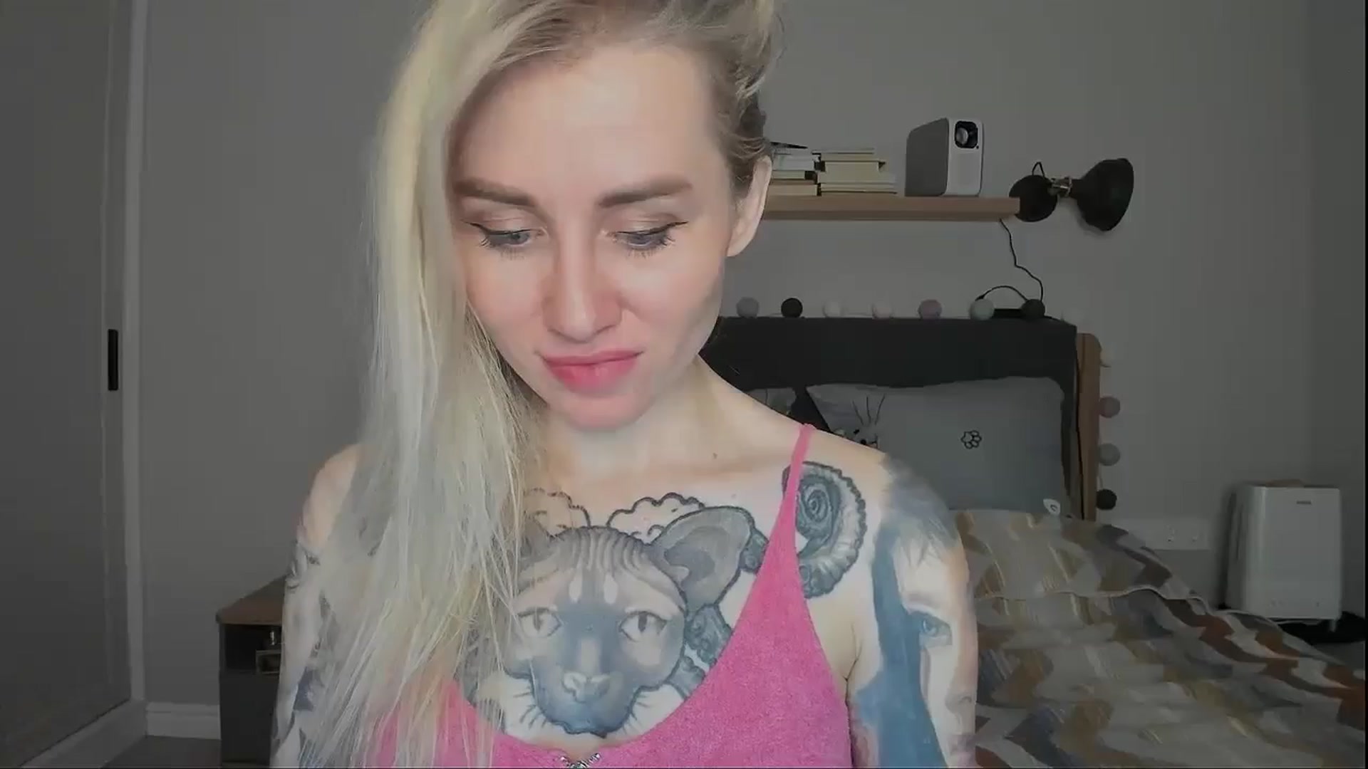 Gallery image thumbnail from Alexa_Smithhh's myfreecams stream on, 11/15/2024, 19:23 image 10 of 20