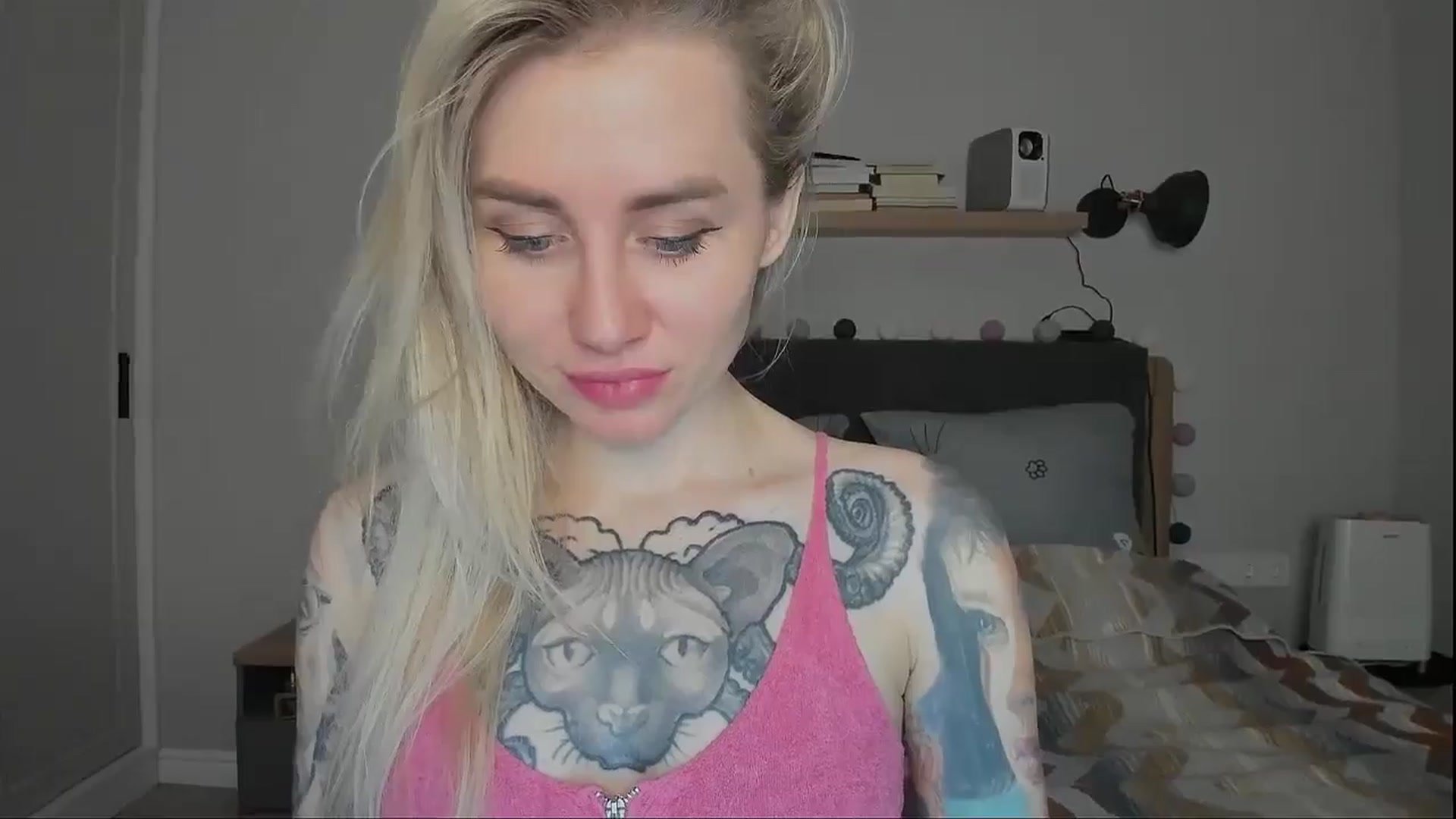 Gallery image thumbnail from Alexa_Smithhh's myfreecams stream on, 11/15/2024, 19:23 image 2 of 20