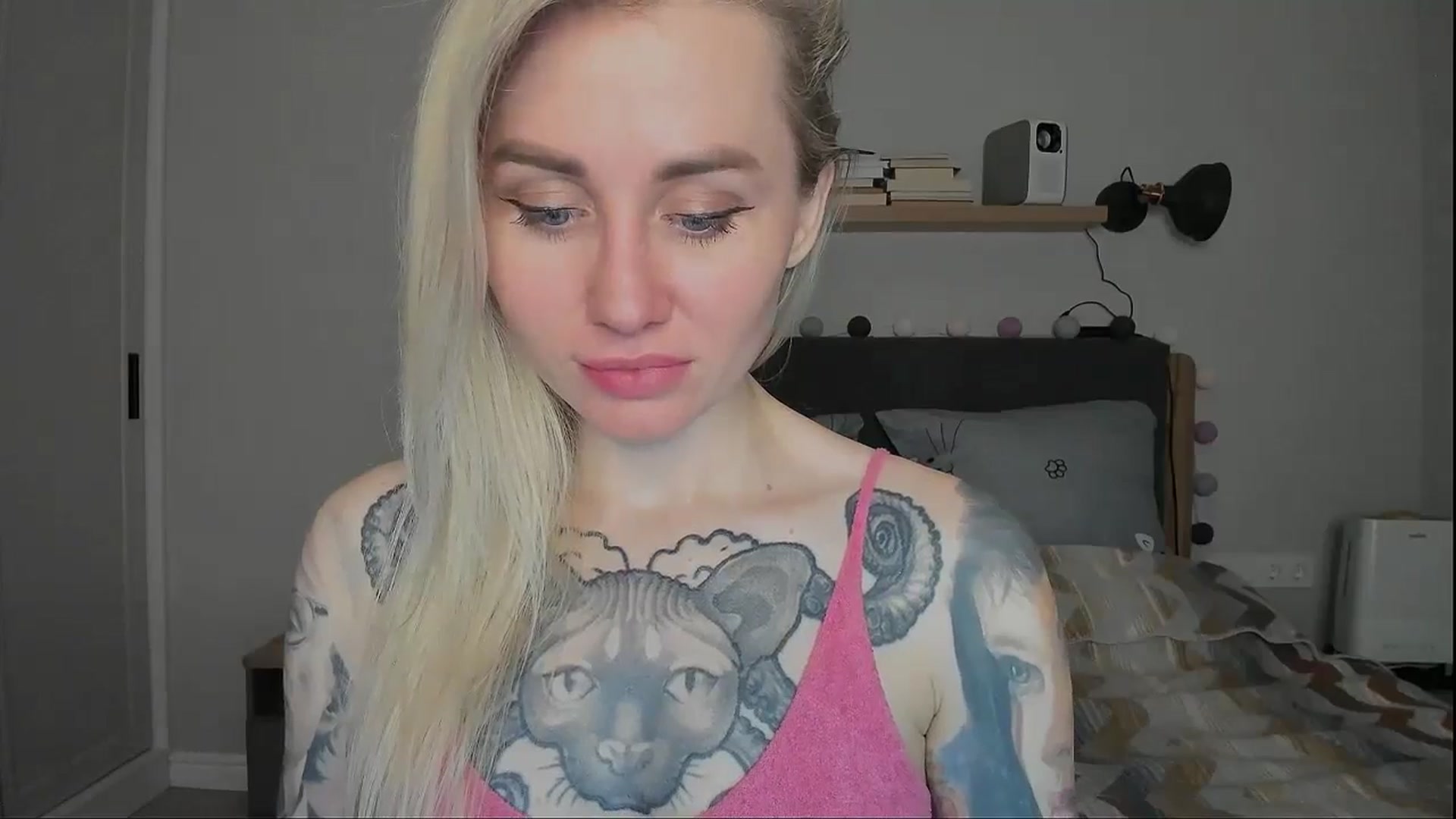 Gallery image thumbnail from Alexa_Smithhh's myfreecams stream on, 11/15/2024, 19:23 image 12 of 20