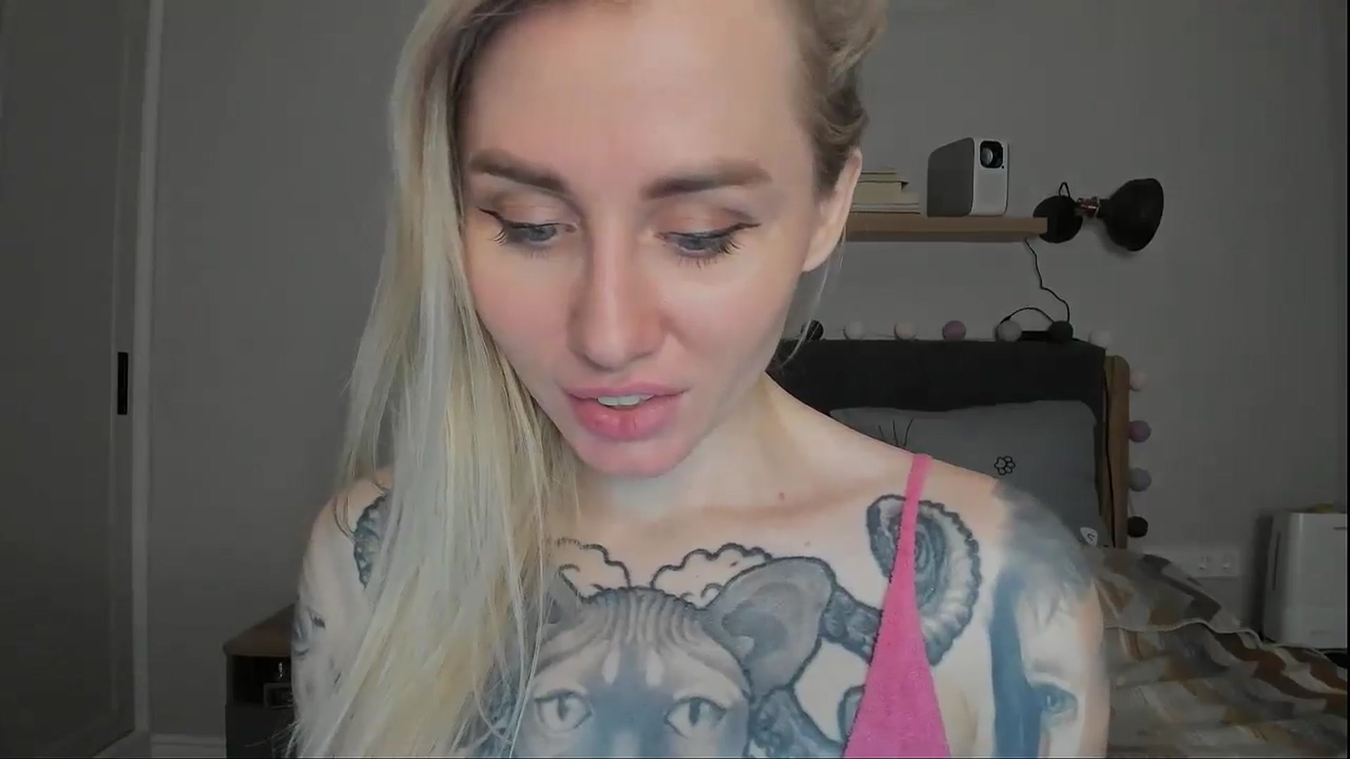 Gallery image thumbnail from Alexa_Smithhh's myfreecams stream on, 11/15/2024, 20:06 image 9 of 20