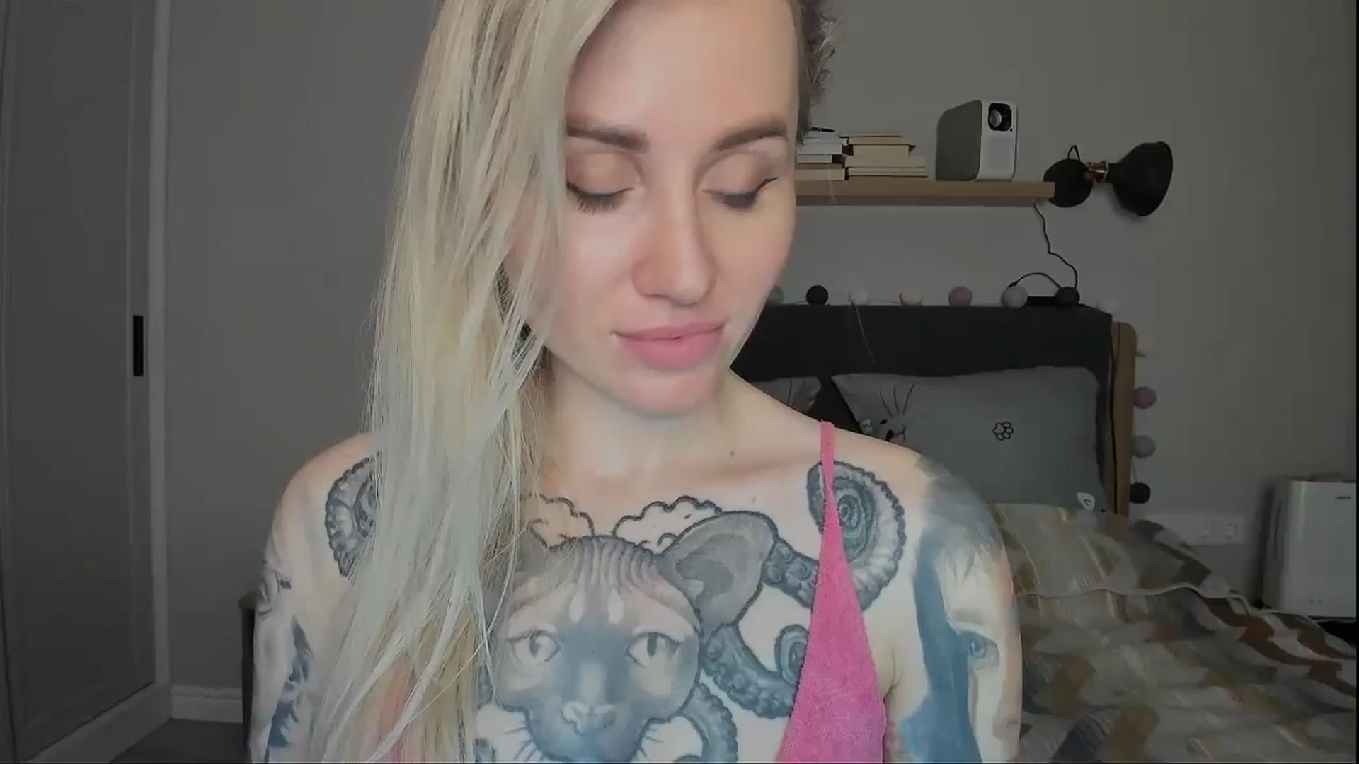 Gallery image thumbnail from Alexa_Smithhh's myfreecams stream on, 11/15/2024, 20:42 image 4 of 20