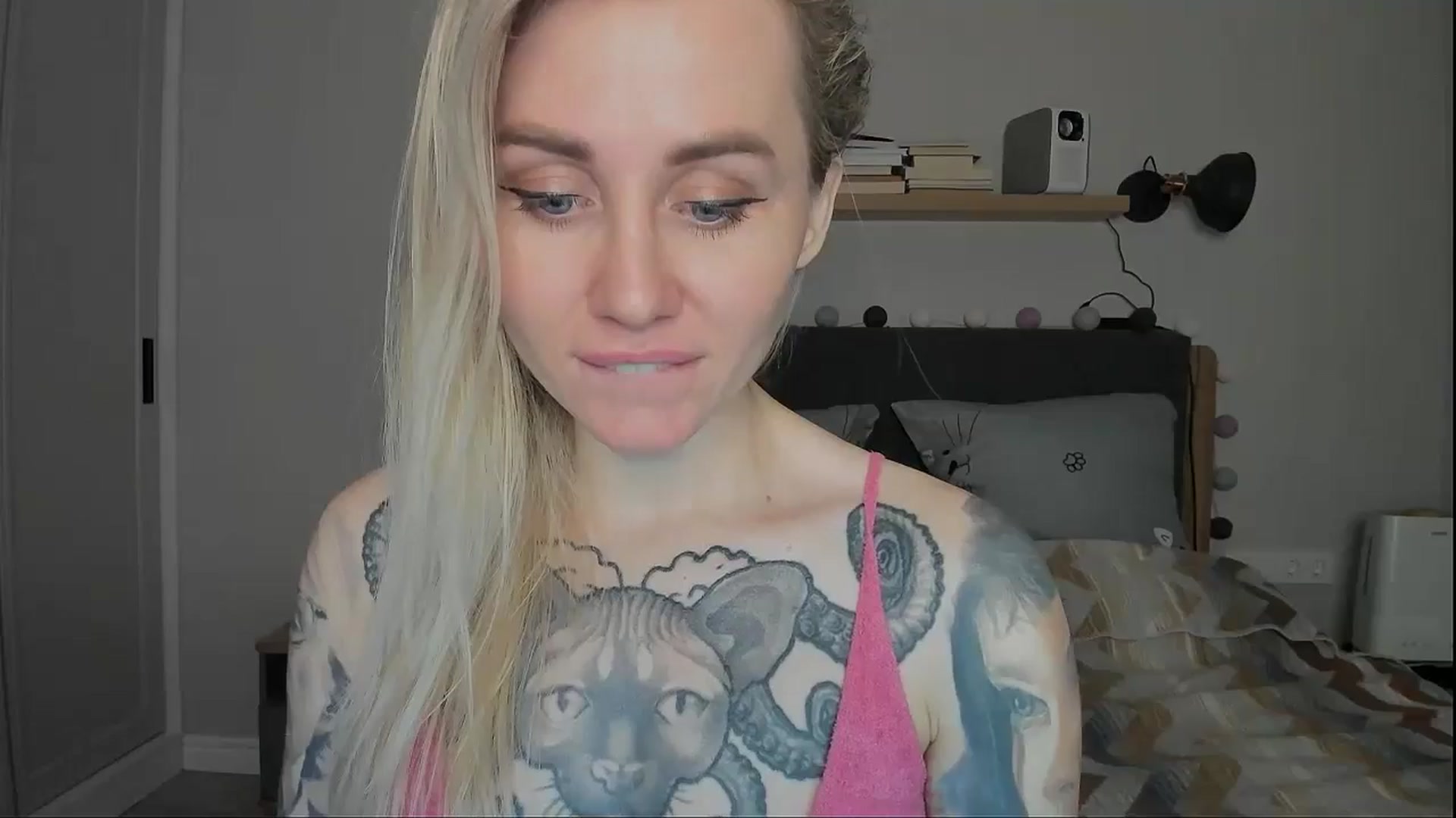 Gallery image thumbnail from Alexa_Smithhh's myfreecams stream on, 11/15/2024, 20:42 image 6 of 20