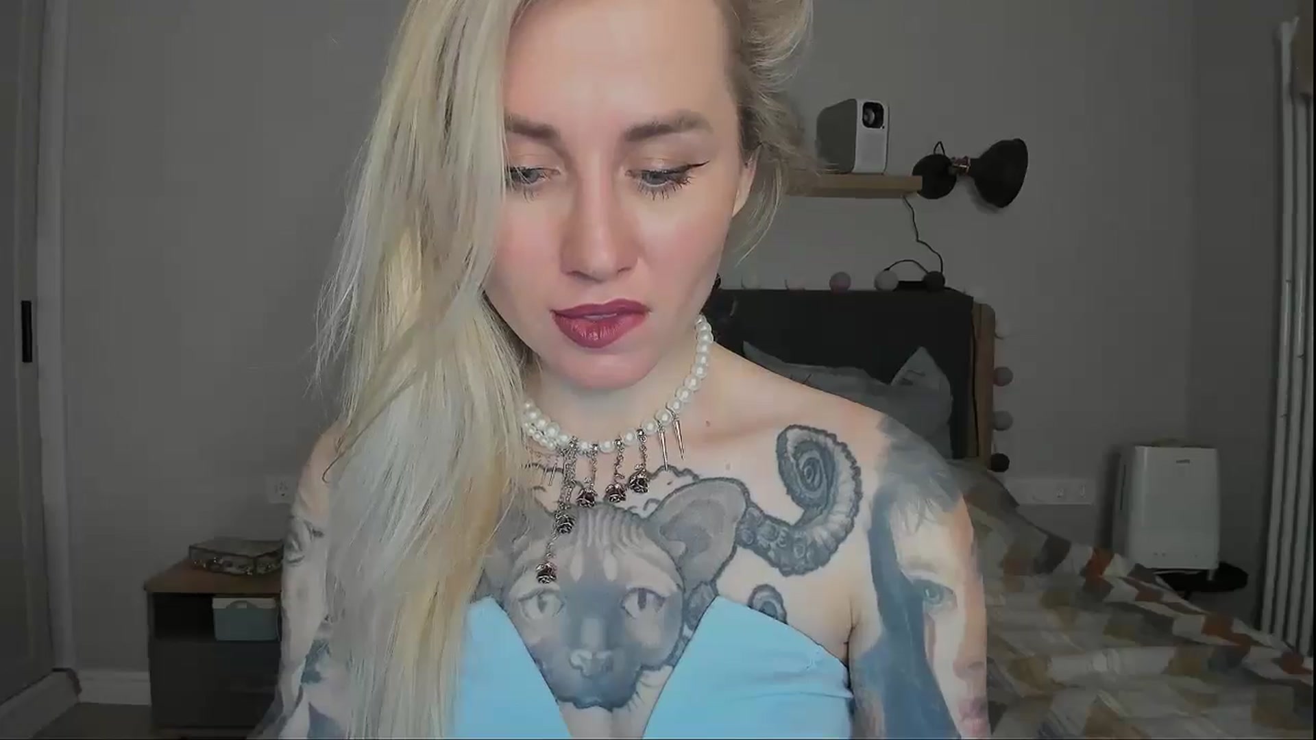 Gallery image thumbnail from Alexa_Smithhh's myfreecams stream on, 11/17/2024, 21:09 image 20 of 20