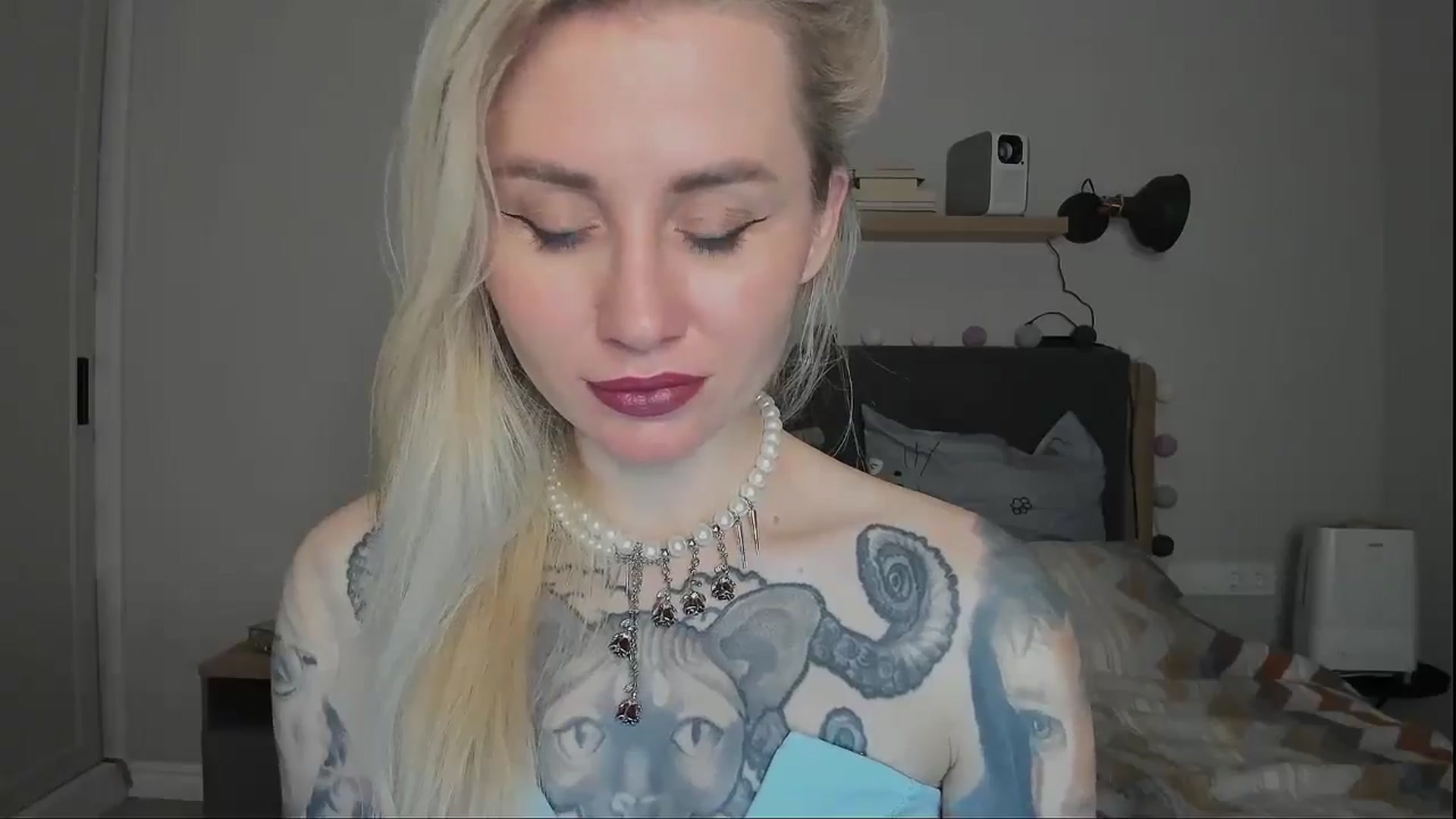 Gallery image thumbnail from Alexa_Smithhh's myfreecams stream on, 11/17/2024, 21:09 image 9 of 20