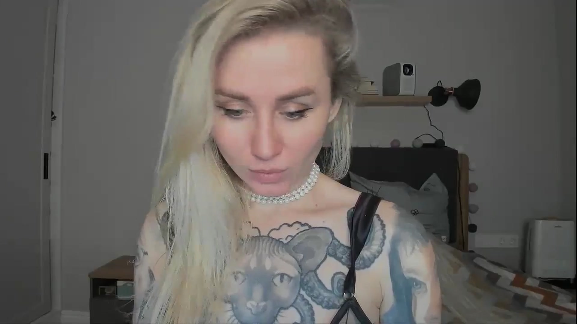 Gallery image thumbnail from Alexa_Smithhh's myfreecams stream on, 11/18/2024, 21:17 image 20 of 20