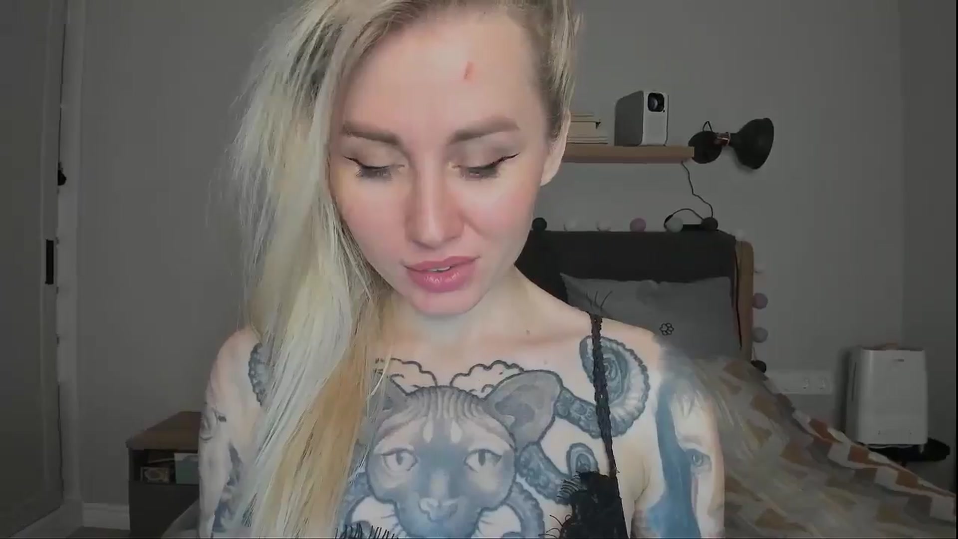 Gallery image thumbnail from Alexa_Smithhh's myfreecams stream on, 11/24/2024, 19:31 image 7 of 20