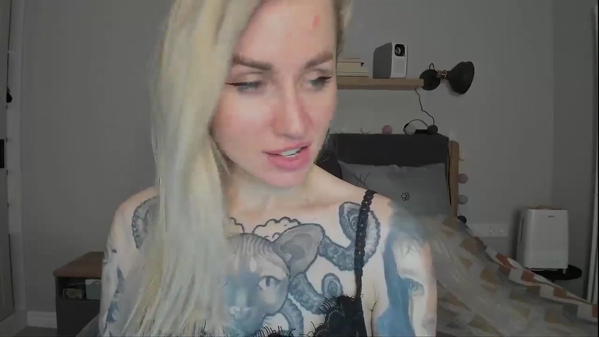 Gallery image thumbnail from Alexa_Smithhh's myfreecams stream on, 11/24/2024, 19:31 image 14 of 20