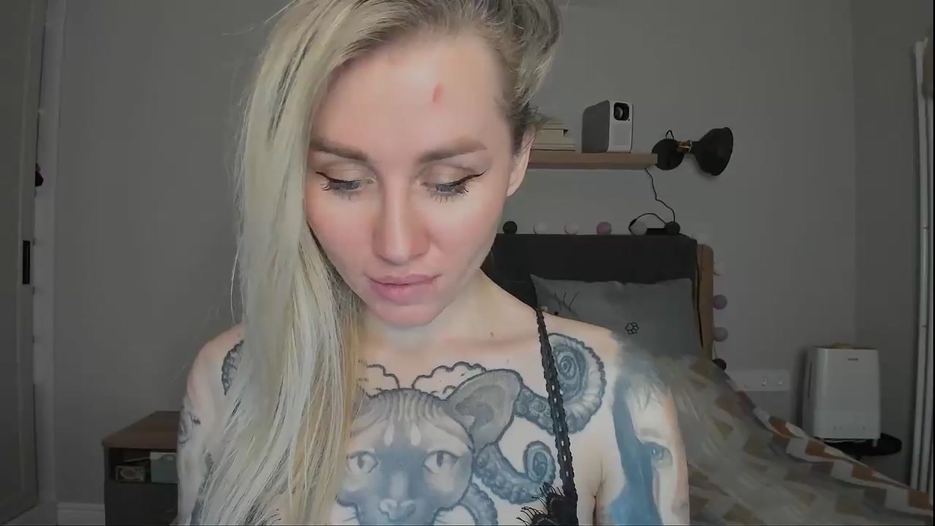 Gallery image thumbnail from Alexa_Smithhh's myfreecams stream on, 11/24/2024, 20:55 image 11 of 20