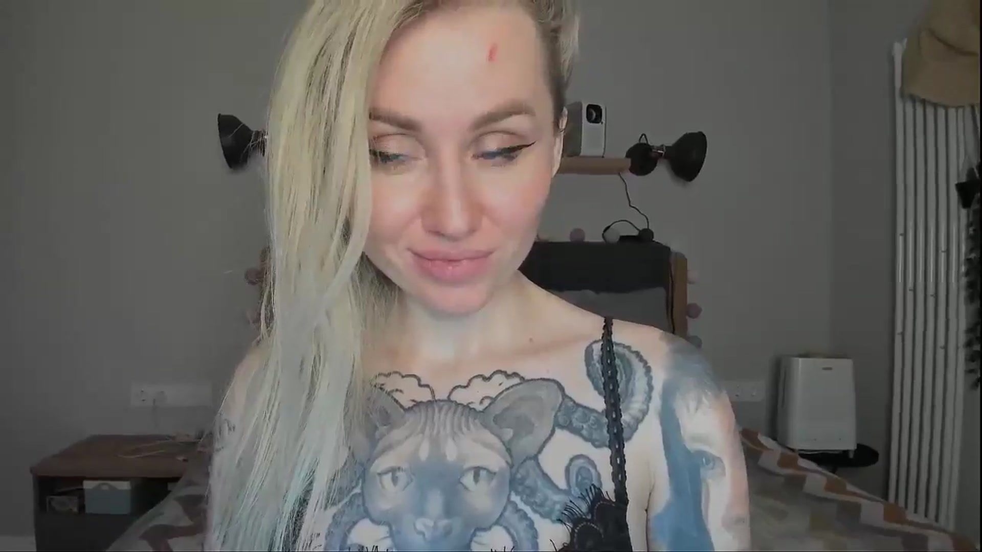 Gallery image thumbnail from Alexa_Smithhh's myfreecams stream on, 11/24/2024, 20:55 image 20 of 20