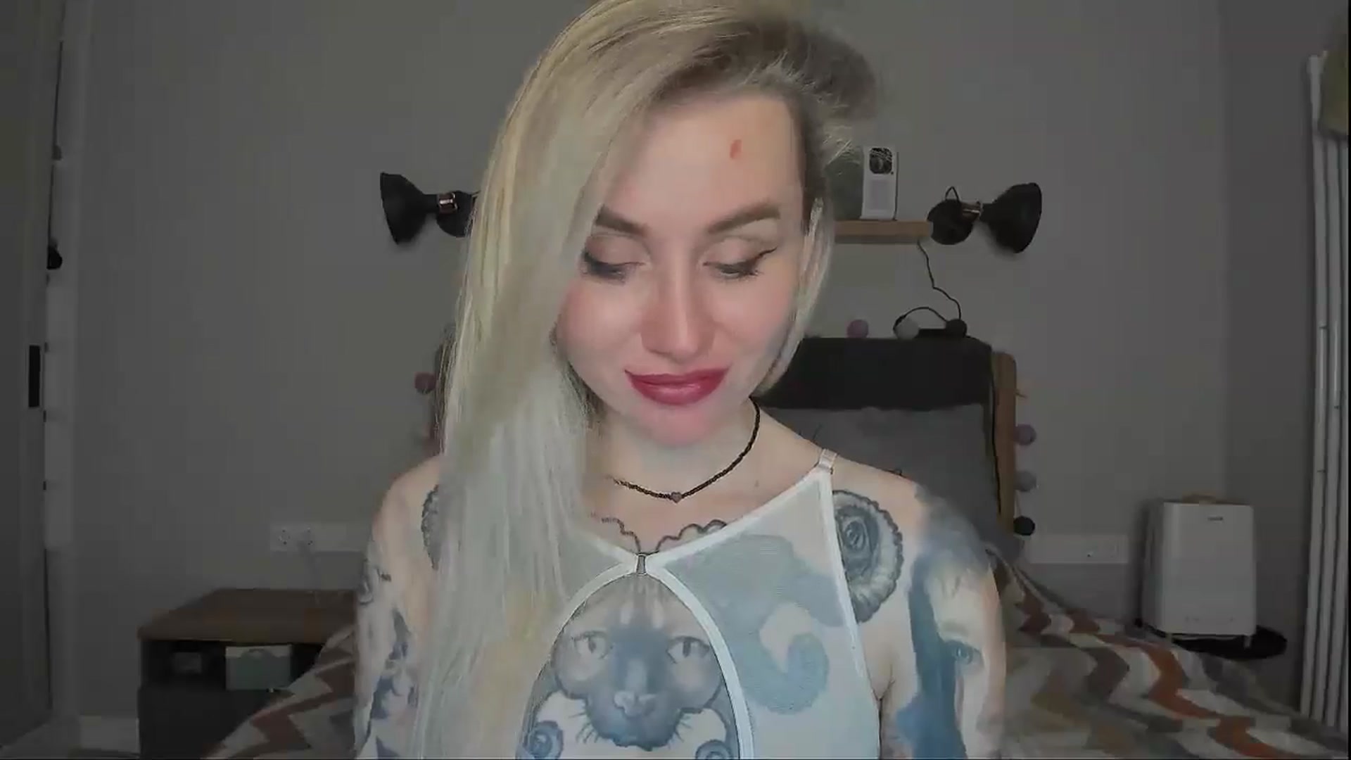 Gallery image thumbnail from Alexa_Smithhh's myfreecams stream on, 11/25/2024, 21:17 image 7 of 20