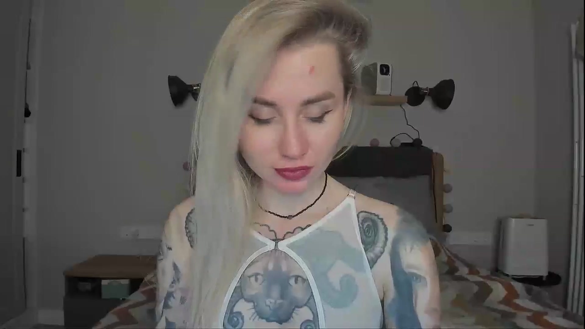 Gallery image thumbnail from Alexa_Smithhh's myfreecams stream on, 11/25/2024, 21:17 image 5 of 20