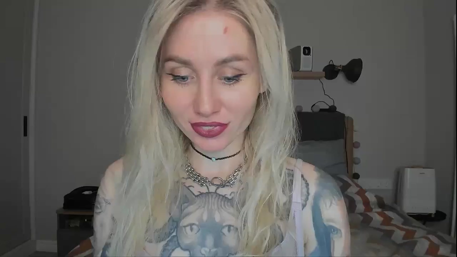 Gallery image thumbnail from Alexa_Smithhh's myfreecams stream on, 11/26/2024, 20:17 image 5 of 20