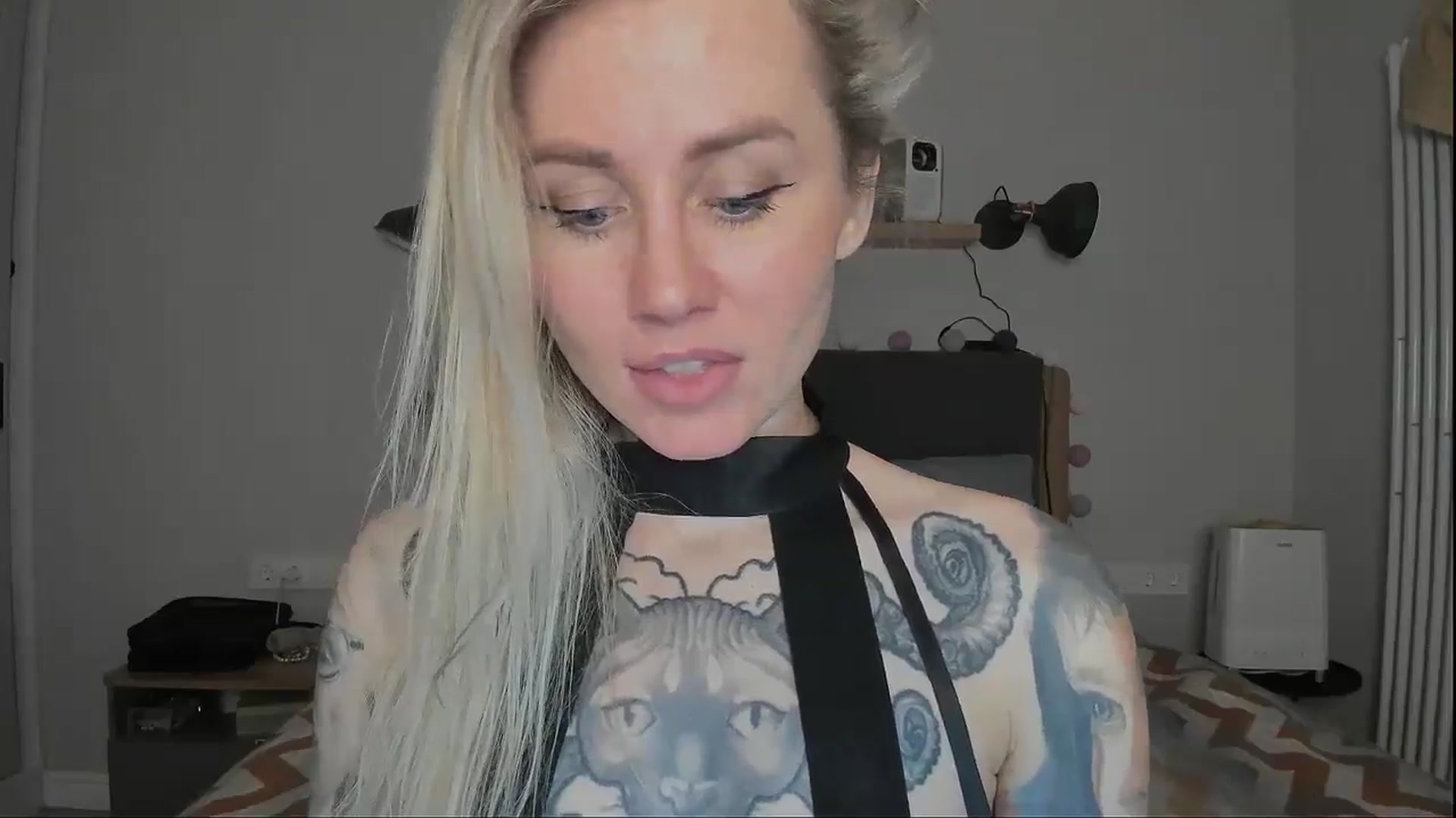 Gallery image thumbnail from Alexa_Smithhh's myfreecams stream on, 11/28/2024, 18:48 image 20 of 20