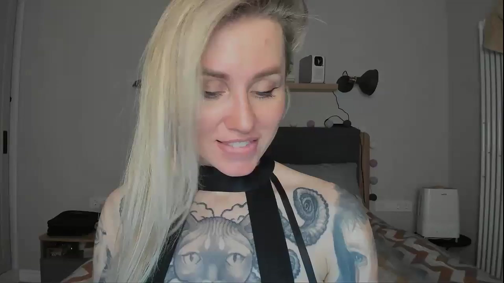 Gallery image thumbnail from Alexa_Smithhh's myfreecams stream on, 11/28/2024, 18:48 image 1 of 20