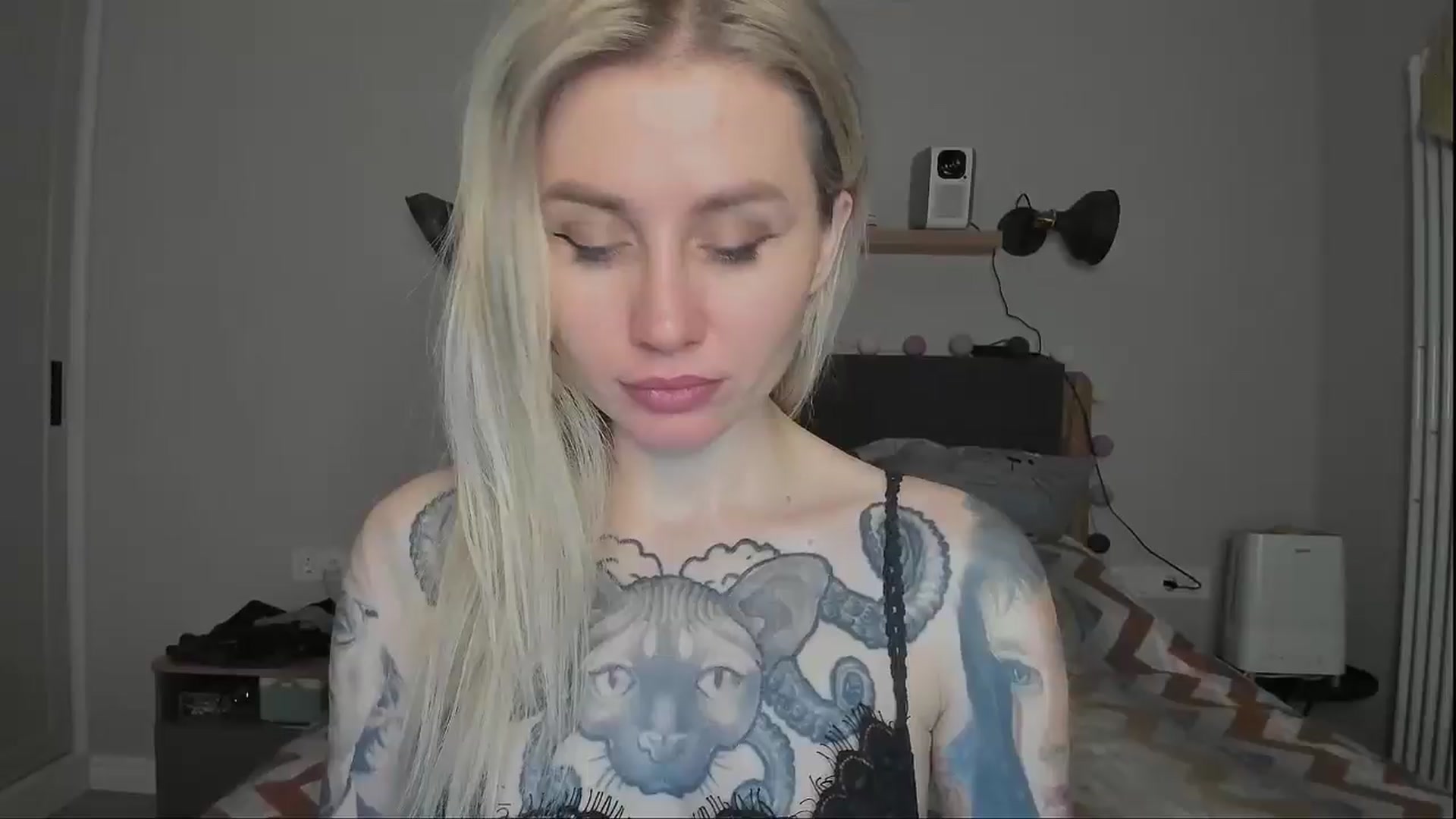 Gallery image thumbnail from Alexa_Smithhh's myfreecams stream on, 11/30/2024, 19:03 image 3 of 20