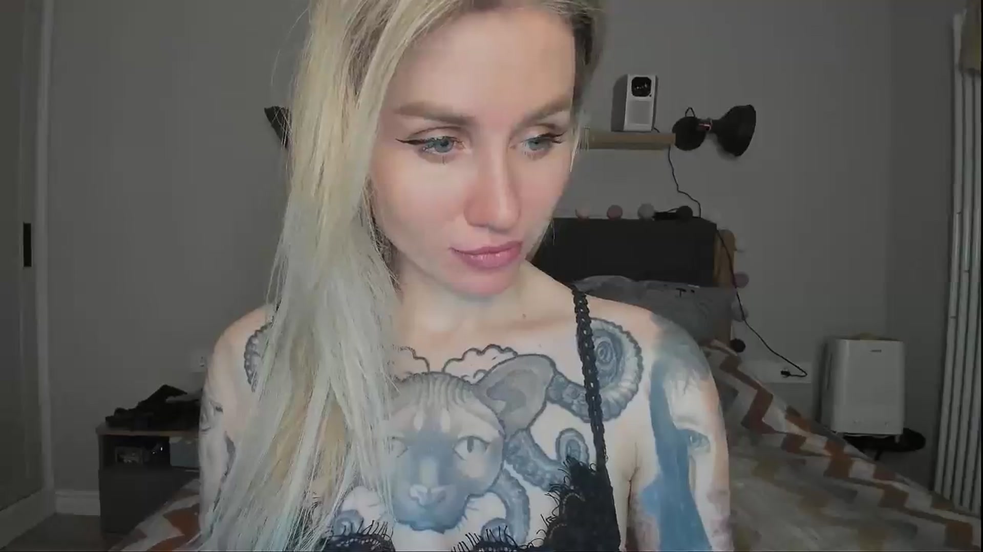 Gallery image thumbnail from Alexa_Smithhh's myfreecams stream on, 11/30/2024, 19:03 image 7 of 20