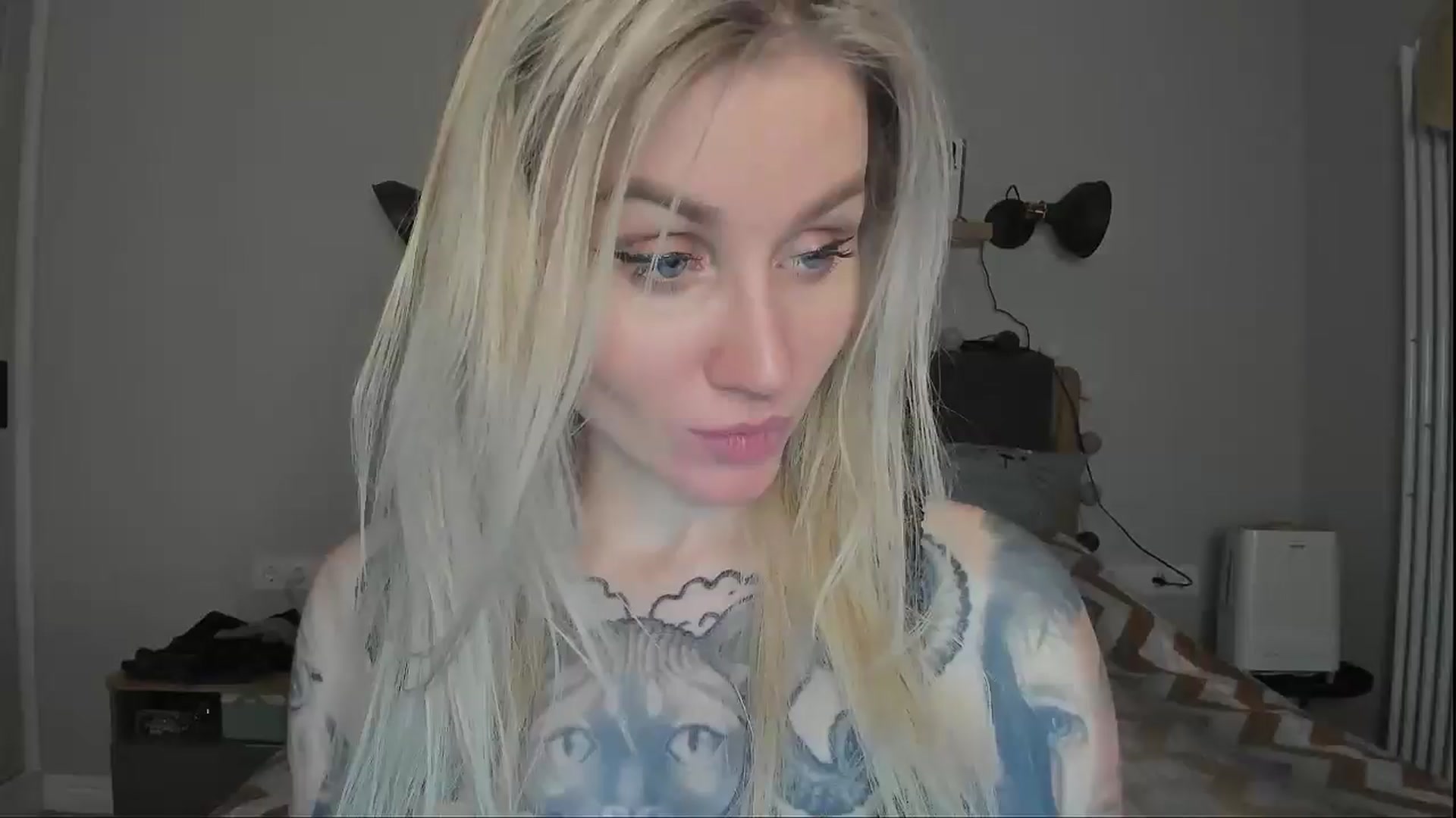 Gallery image thumbnail from Alexa_Smithhh's myfreecams stream on, 11/30/2024, 21:37 image 12 of 20