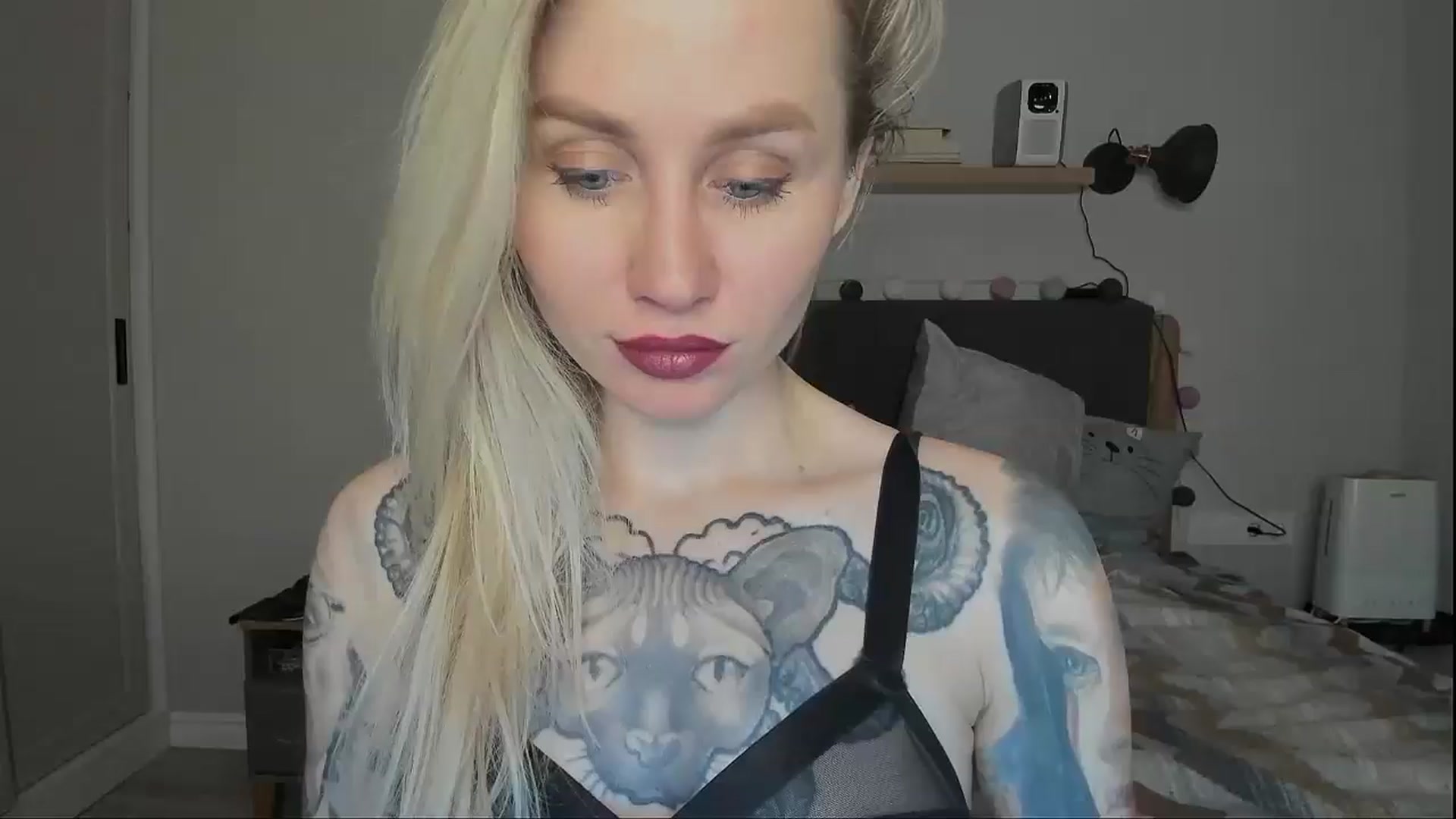 Gallery image thumbnail from Alexa_Smithhh's myfreecams stream on, 12/01/2024, 18:30 image 5 of 20