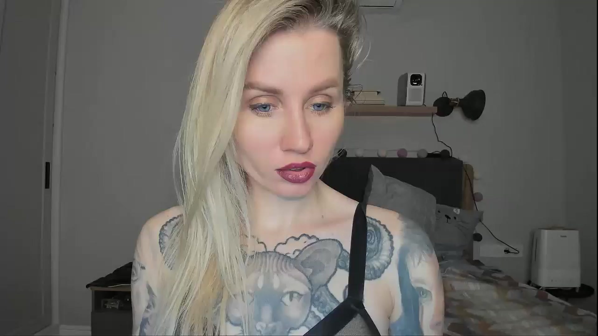 Gallery image thumbnail from Alexa_Smithhh's myfreecams stream on, 12/01/2024, 18:30 image 1 of 20