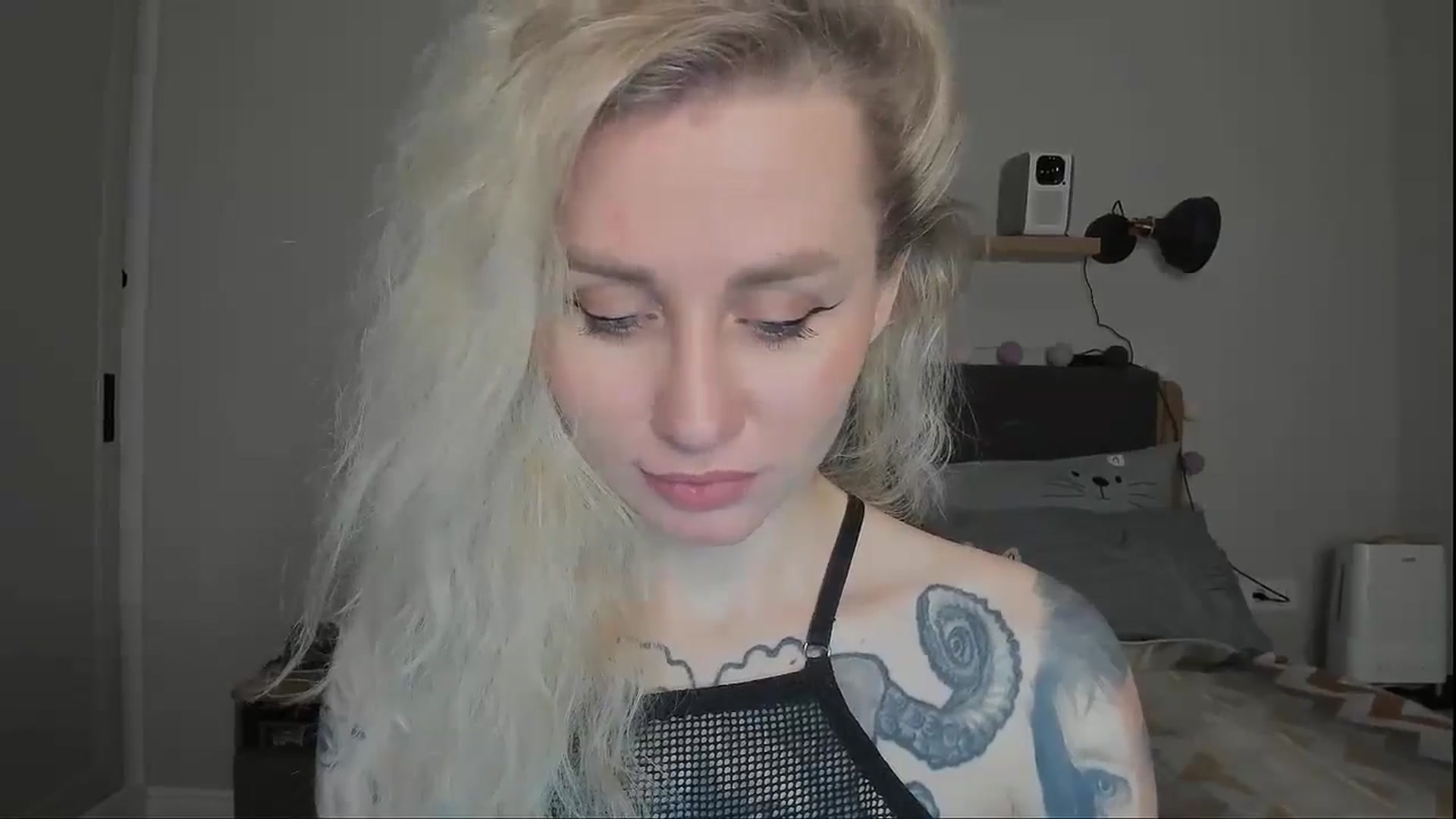 Gallery image thumbnail from Alexa_Smithhh's myfreecams stream on, 12/02/2024, 21:04 image 14 of 20