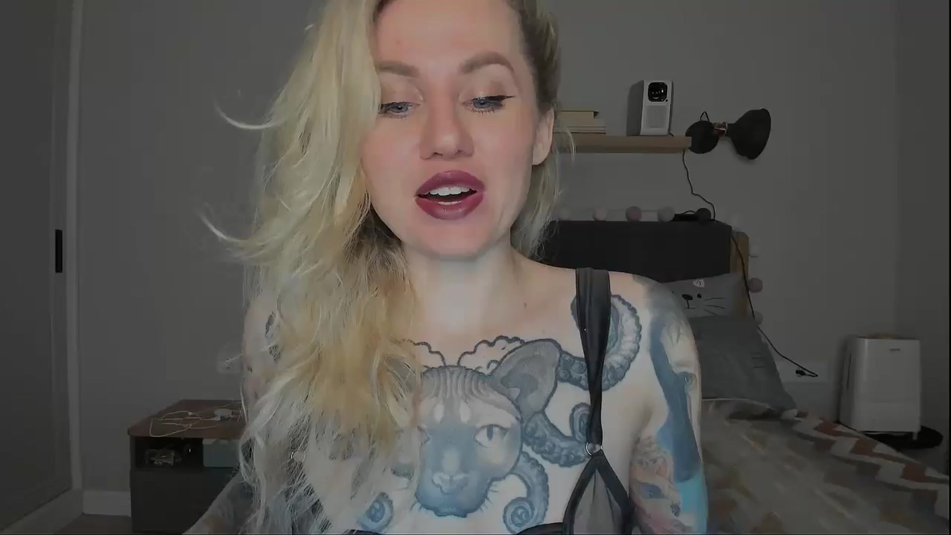 Gallery image thumbnail from Alexa_Smithhh's myfreecams stream on, 12/03/2024, 19:10 image 1 of 20