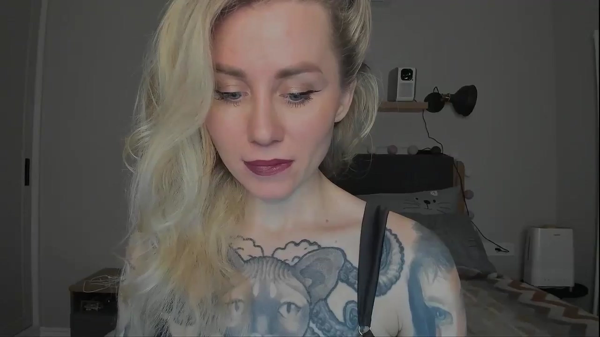 Gallery image thumbnail from Alexa_Smithhh's myfreecams stream on, 12/03/2024, 19:10 image 20 of 20
