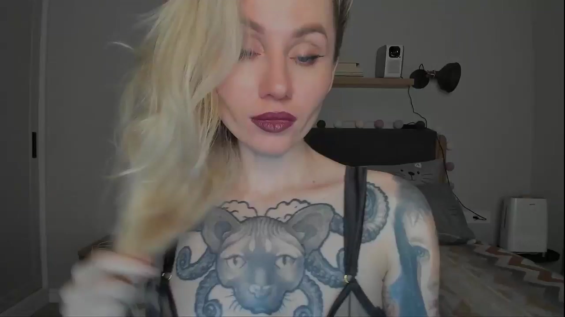 Gallery image thumbnail from Alexa_Smithhh's myfreecams stream on, 12/03/2024, 21:08 image 3 of 20