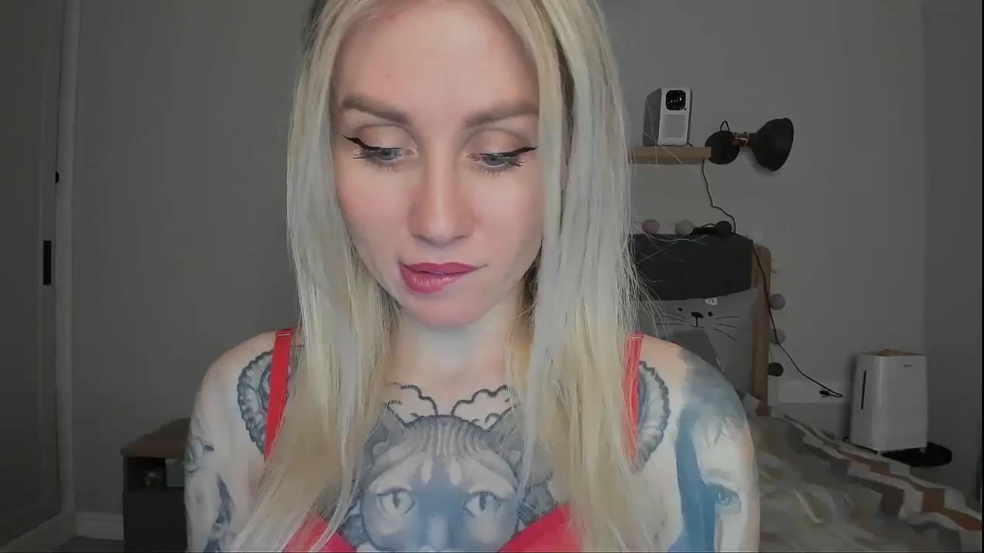 Gallery image thumbnail from Alexa_Smithhh's myfreecams stream on, 12/06/2024, 18:35 image 5 of 20