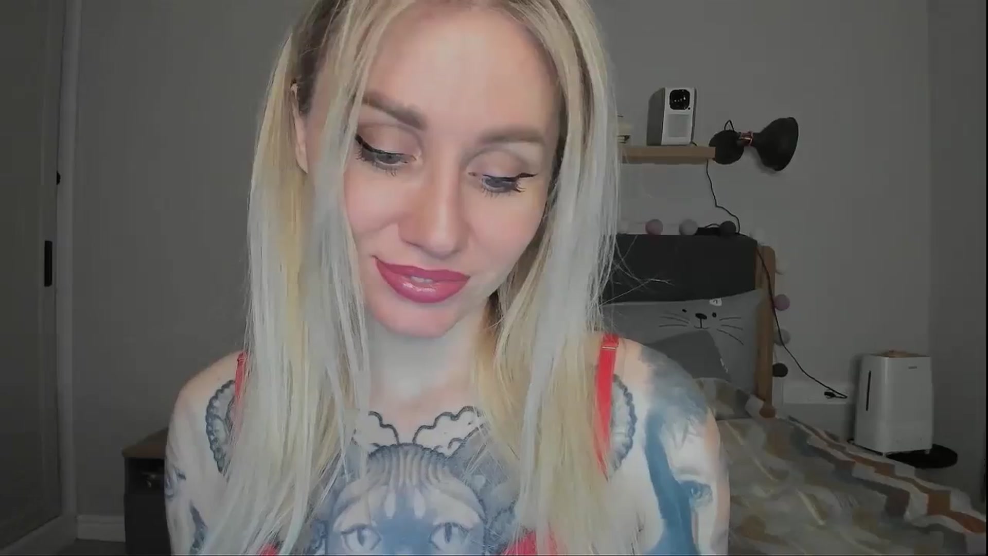 Gallery image thumbnail from Alexa_Smithhh's myfreecams stream on, 12/06/2024, 18:35 image 11 of 20