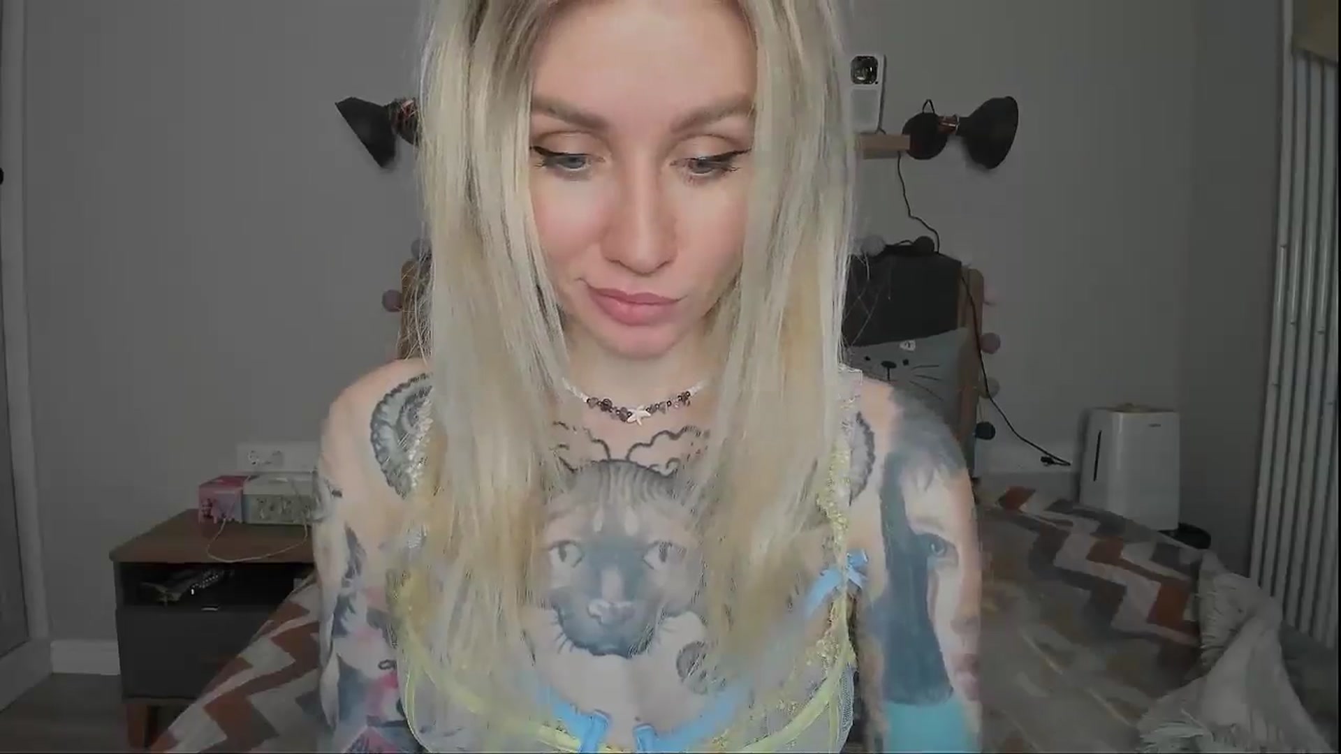 Gallery image thumbnail from Alexa_Smithhh's myfreecams stream on, 12/09/2024, 21:01 image 9 of 20