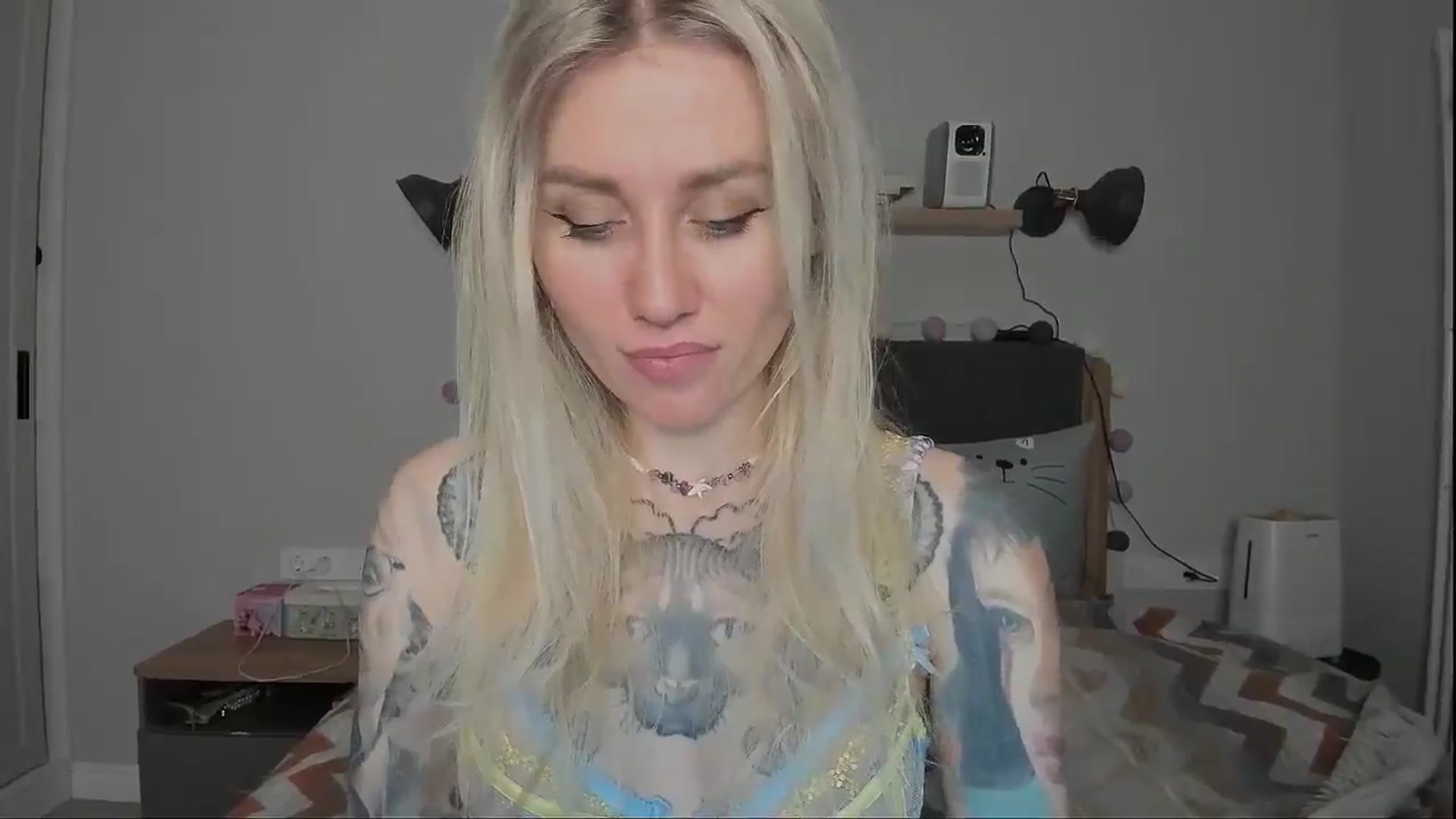 Gallery image thumbnail from Alexa_Smithhh's myfreecams stream on, 12/09/2024, 21:01 image 6 of 20