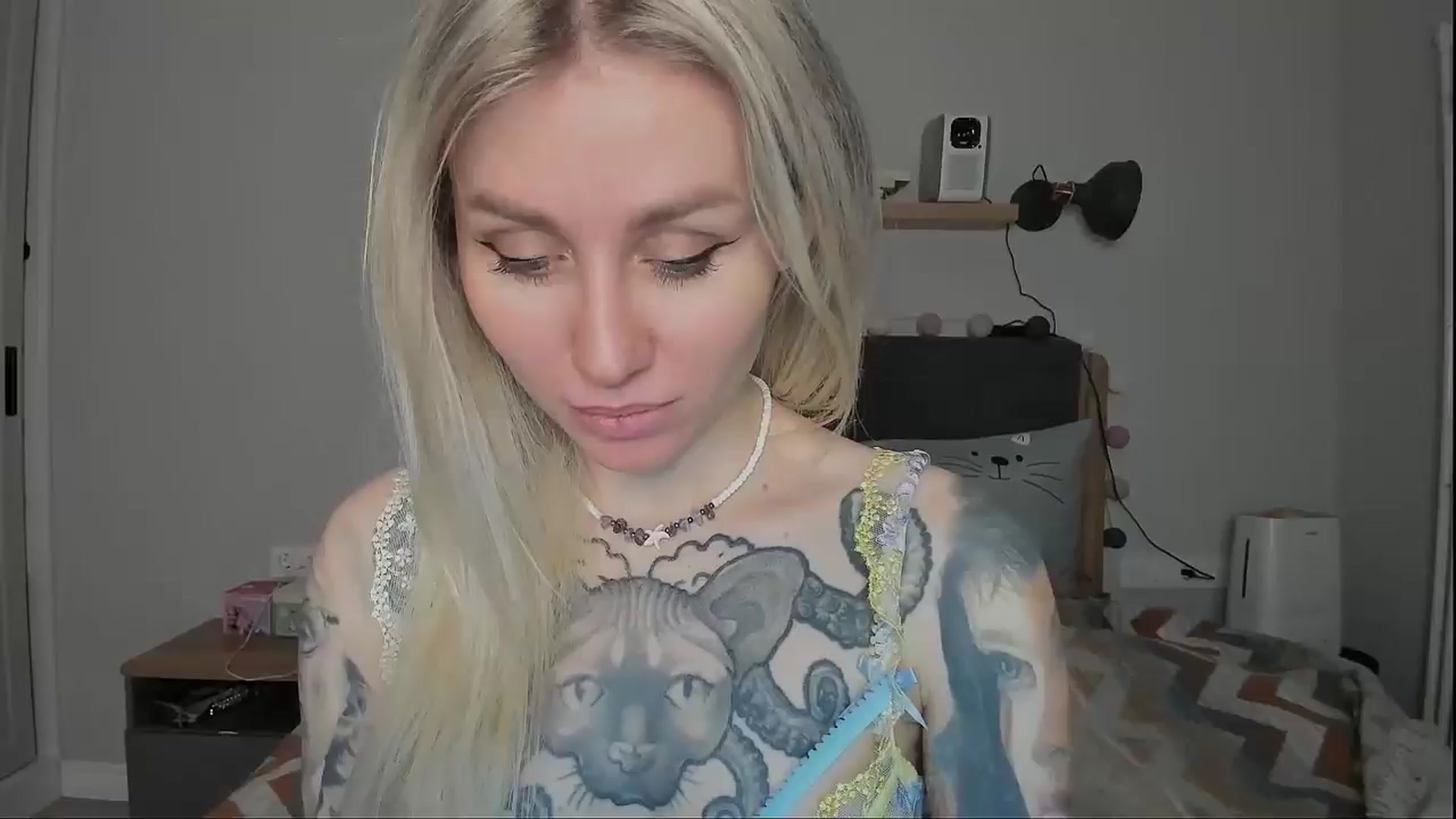 Gallery image thumbnail from Alexa_Smithhh's myfreecams stream on, 12/09/2024, 21:01 image 19 of 20