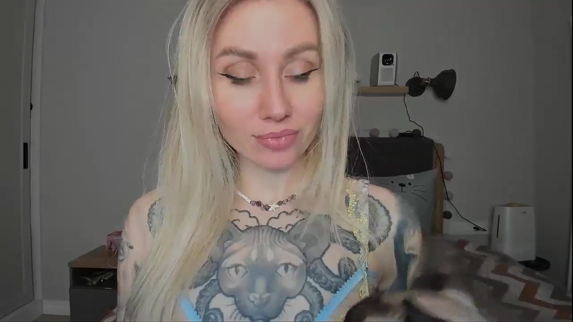 Gallery image thumbnail from Alexa_Smithhh's myfreecams stream on, 12/09/2024, 21:01 image 4 of 20