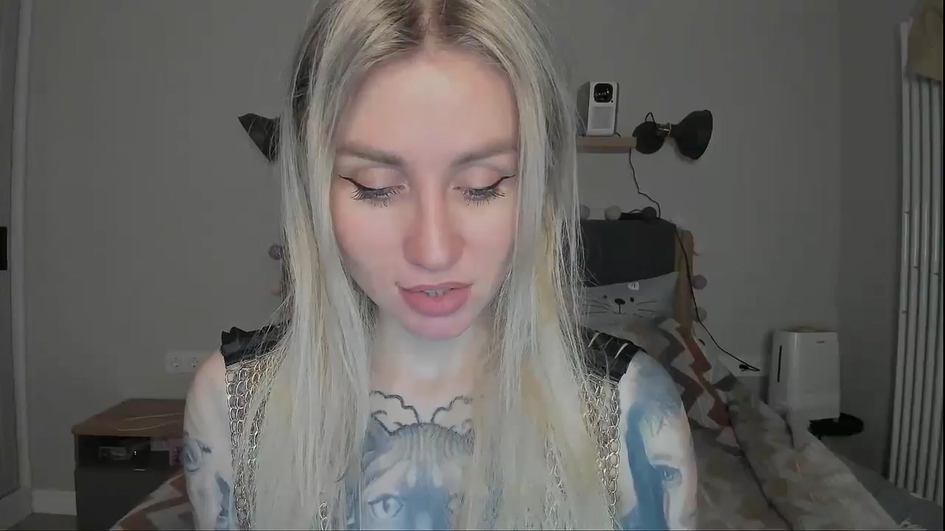 Gallery image thumbnail from Alexa_Smithhh's myfreecams stream on, 12/10/2024, 18:43 image 20 of 20