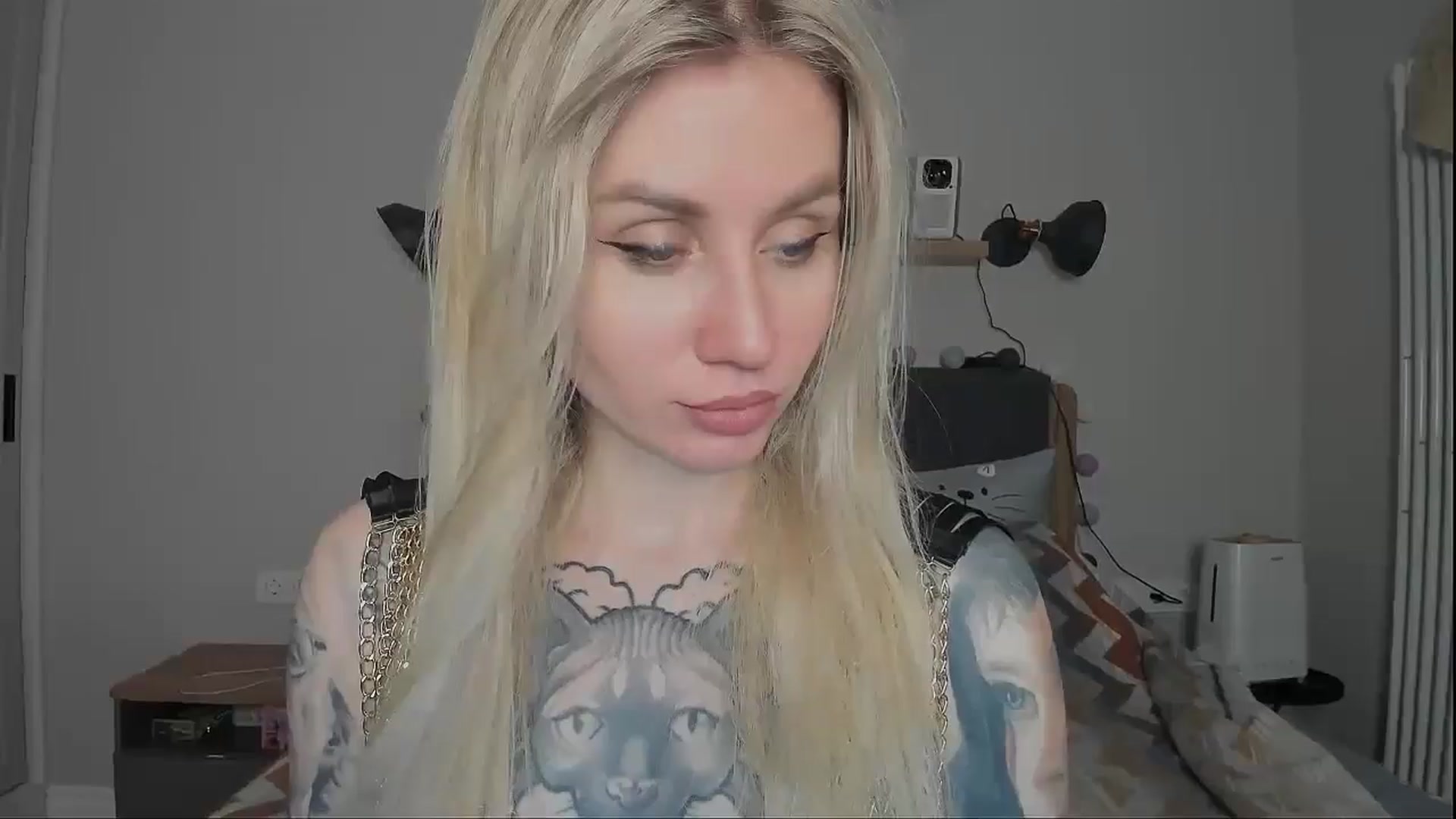 Gallery image thumbnail from Alexa_Smithhh's myfreecams stream on, 12/10/2024, 18:43 image 1 of 20